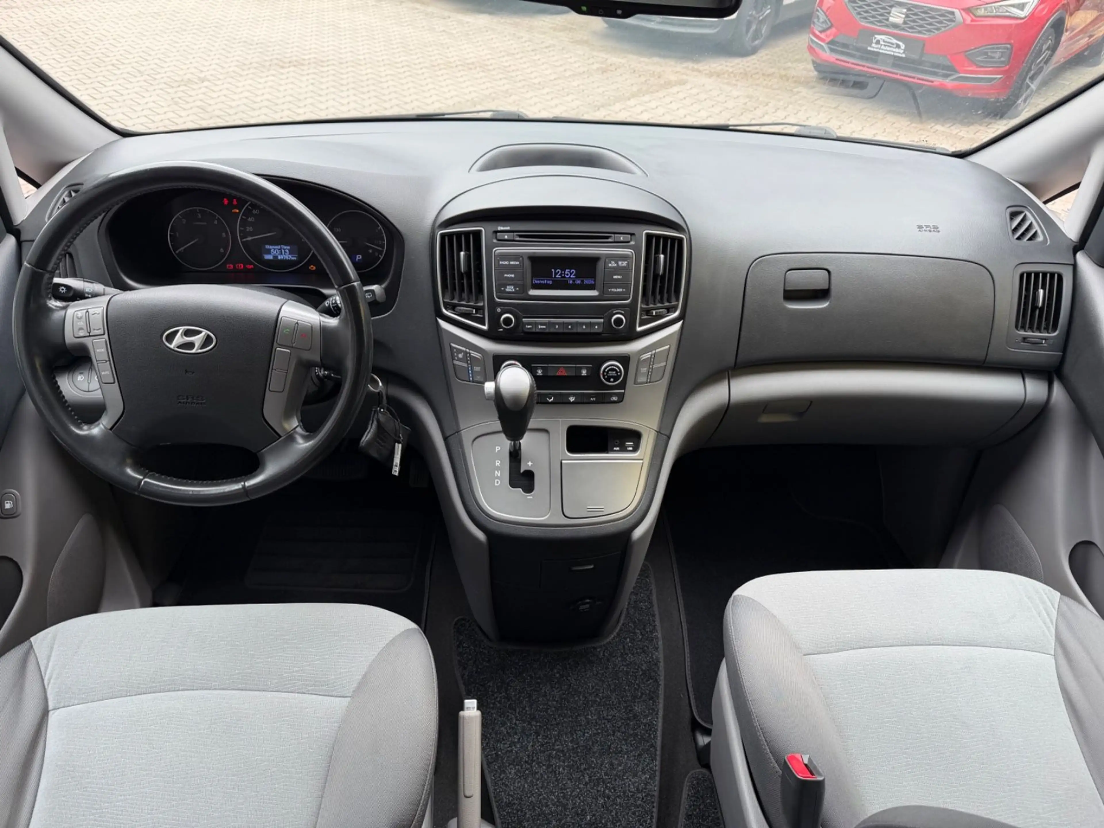 Hyundai H-1 /8 SITZER/AUTOMATIK/3 Z KLIMAA*/SHZ — photo 13