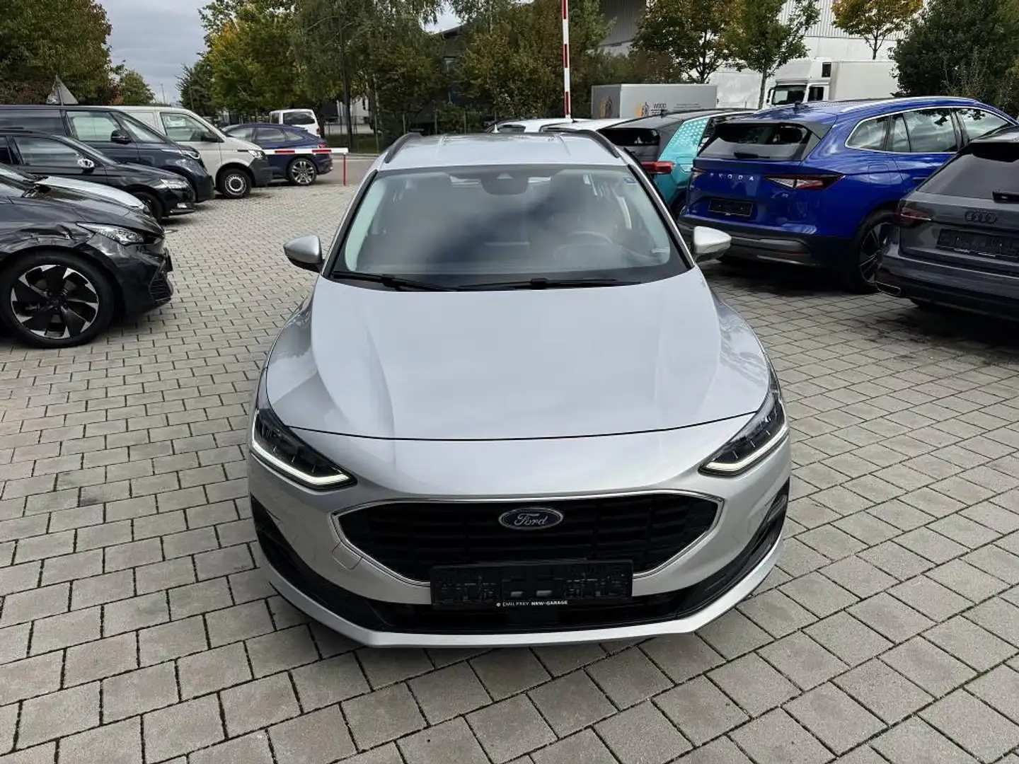 Ford Focus Turnier 1.5 TDCi *Scheckheft* COOL&CONNECT Silber - 2