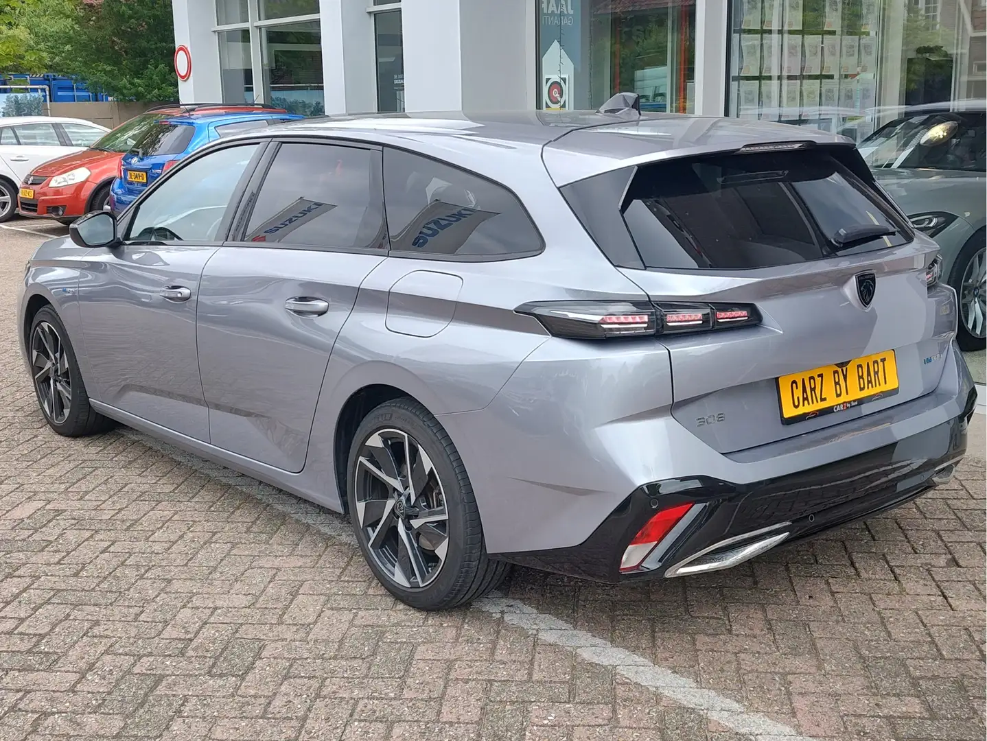 Peugeot 308 SW 1.6 PLUG-IN HYBRID 180 ALLURE AUT. Keyless | Ad Gris - 2