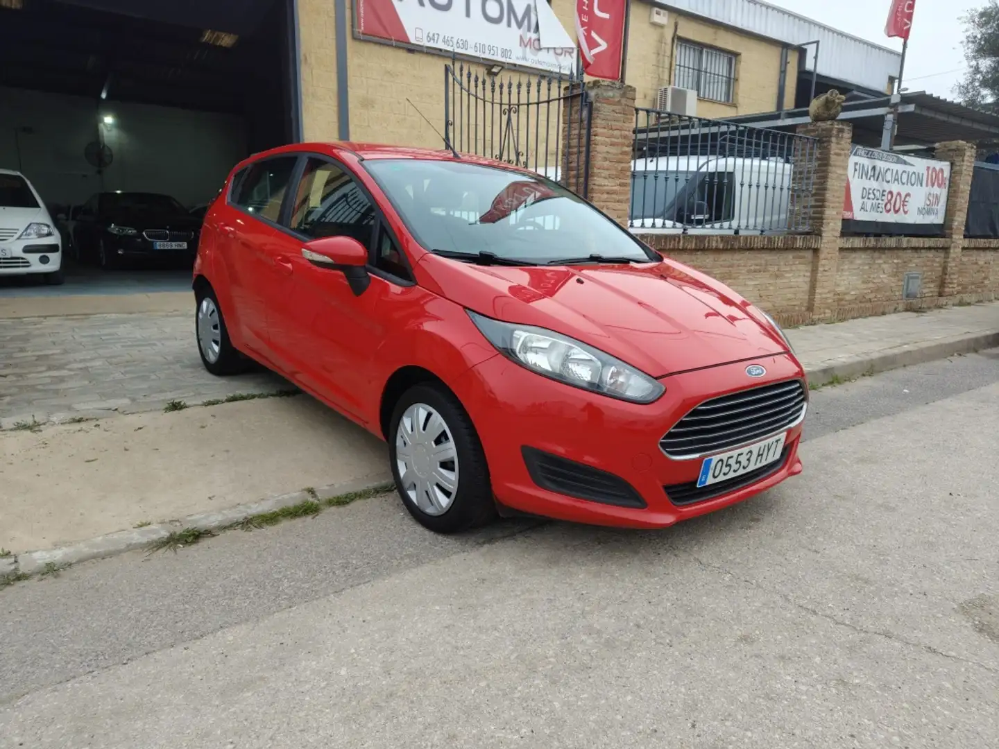 Ford Fiesta 1.25 Trend Rojo - 1