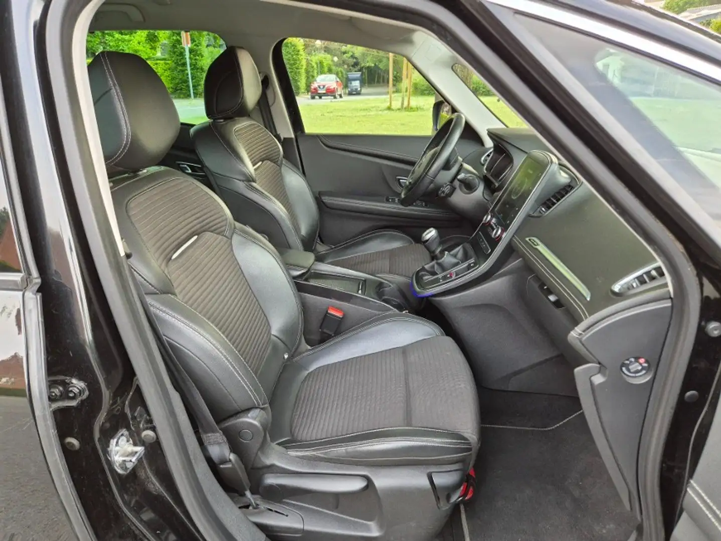 Renault Grand Scenic Scénic 1.7 Blue dCi Intens (EU6.2) - 2