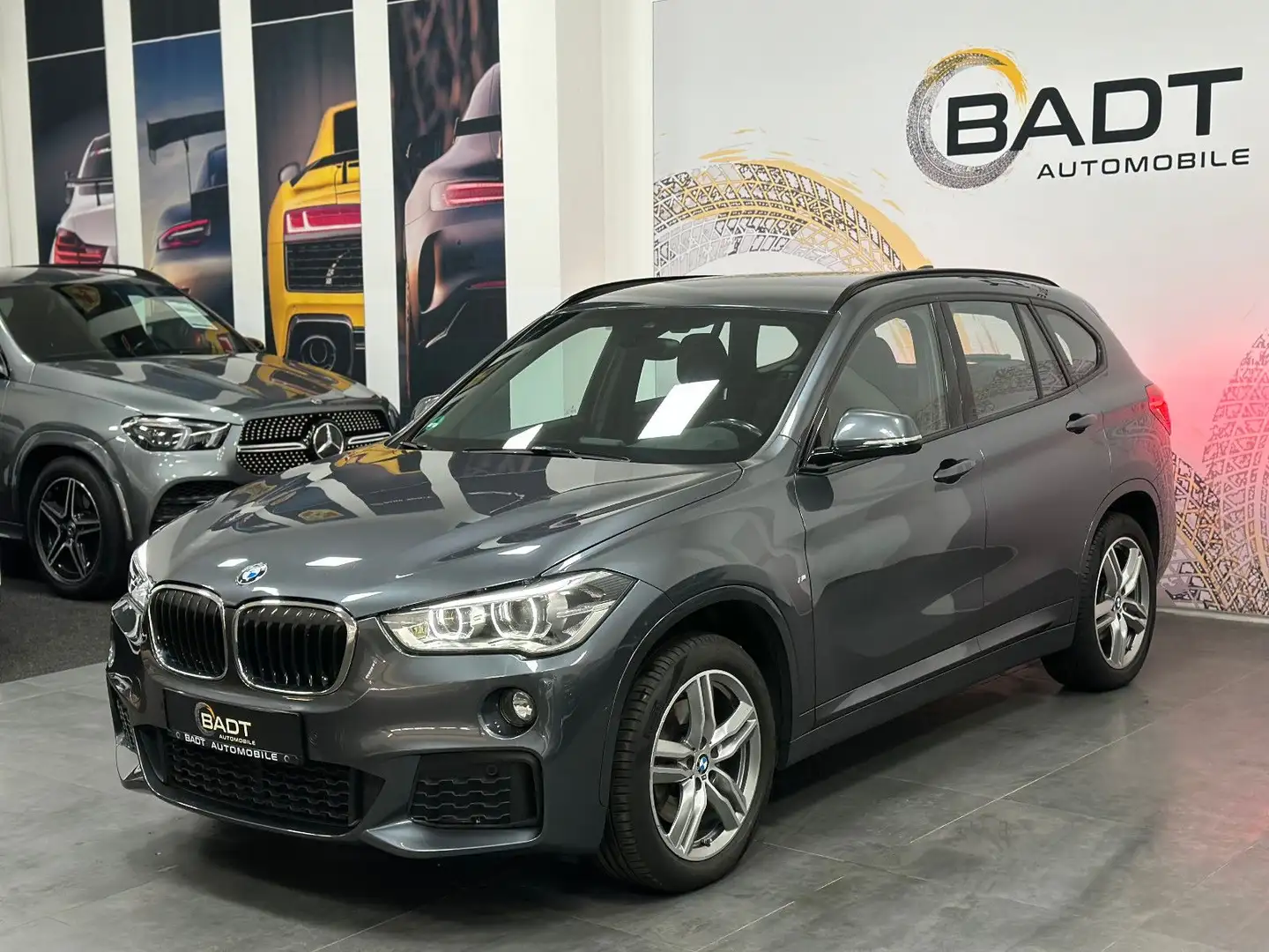 BMW X1 xDrive 20 d M Sport Shadow Gris - 1