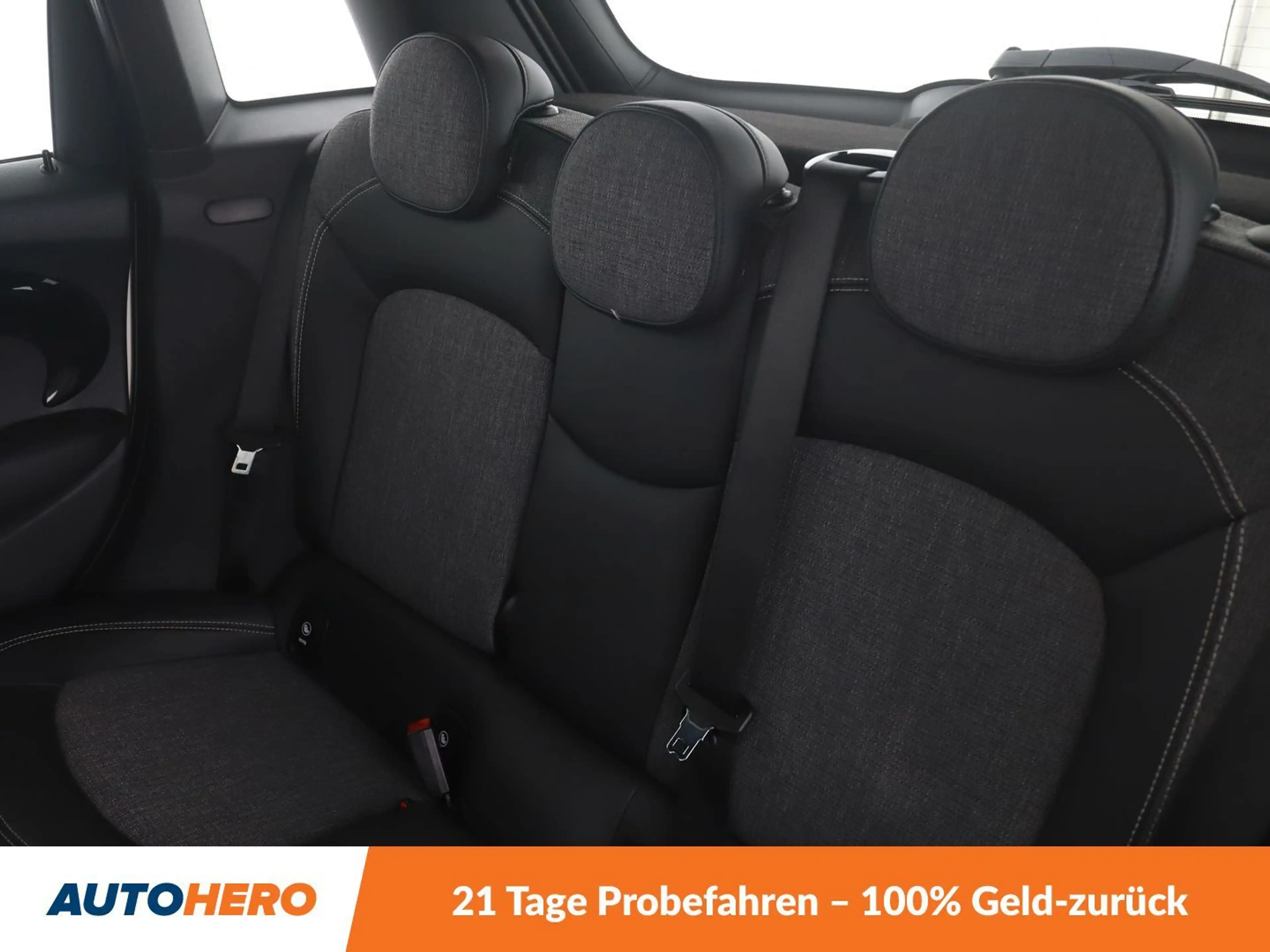 MINI Cooper D Cooper D *PANO*LED*TEMPO*PDC*SHZ*KLIMAAUT*BT*H/K* — photo 15