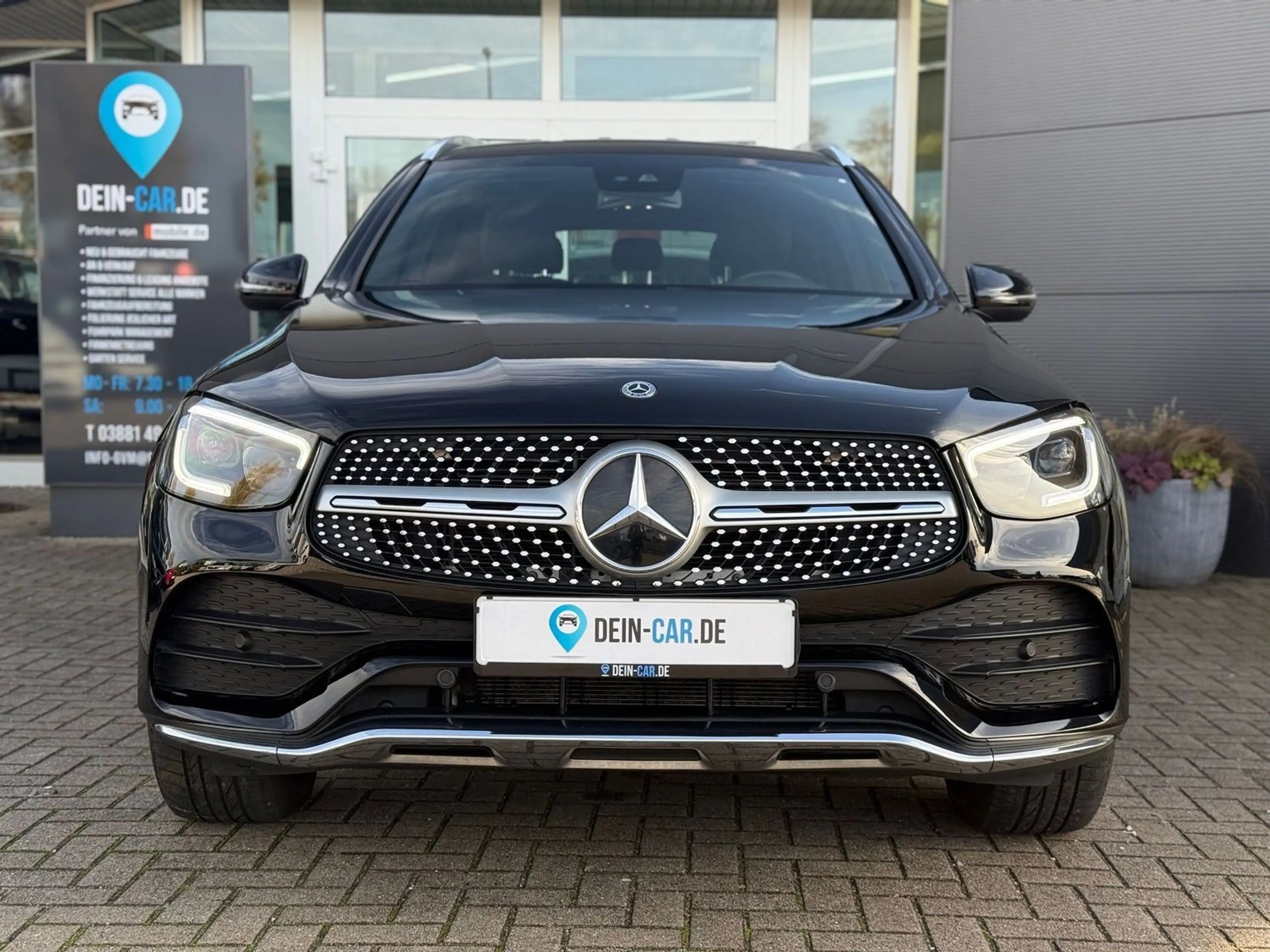Mercedes-Benz GLC 200 AMG Line ACC LED AHK PDC SHZ el.Heck Kam. — photo 3