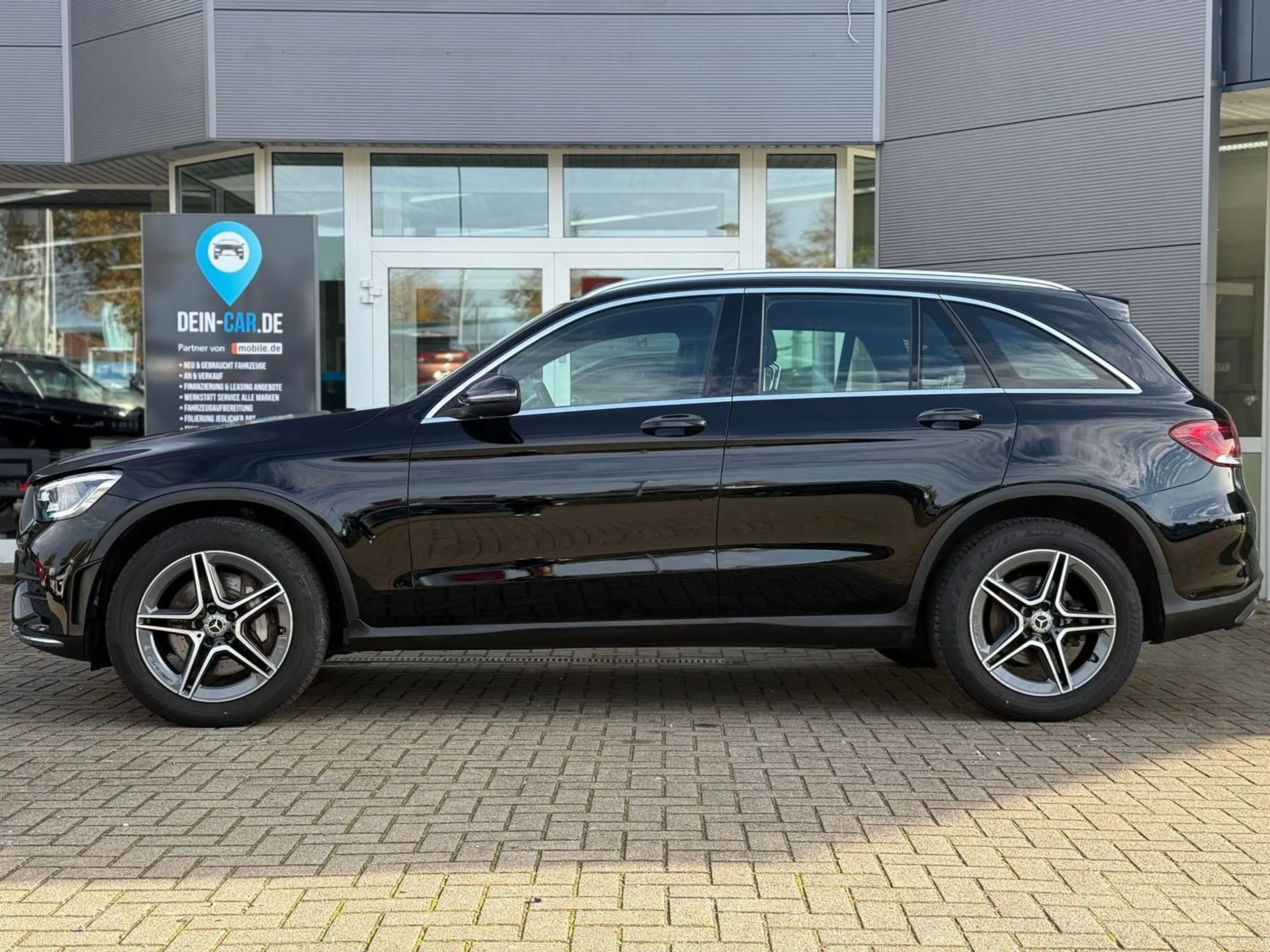 Mercedes-Benz GLC 200 AMG Line ACC LED AHK PDC SHZ el.Heck Kam. — photo 8