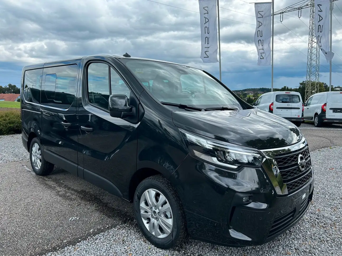 Nissan Primastar Kombi L1H1 (8-Si.) AT - Tekna Negro - 1