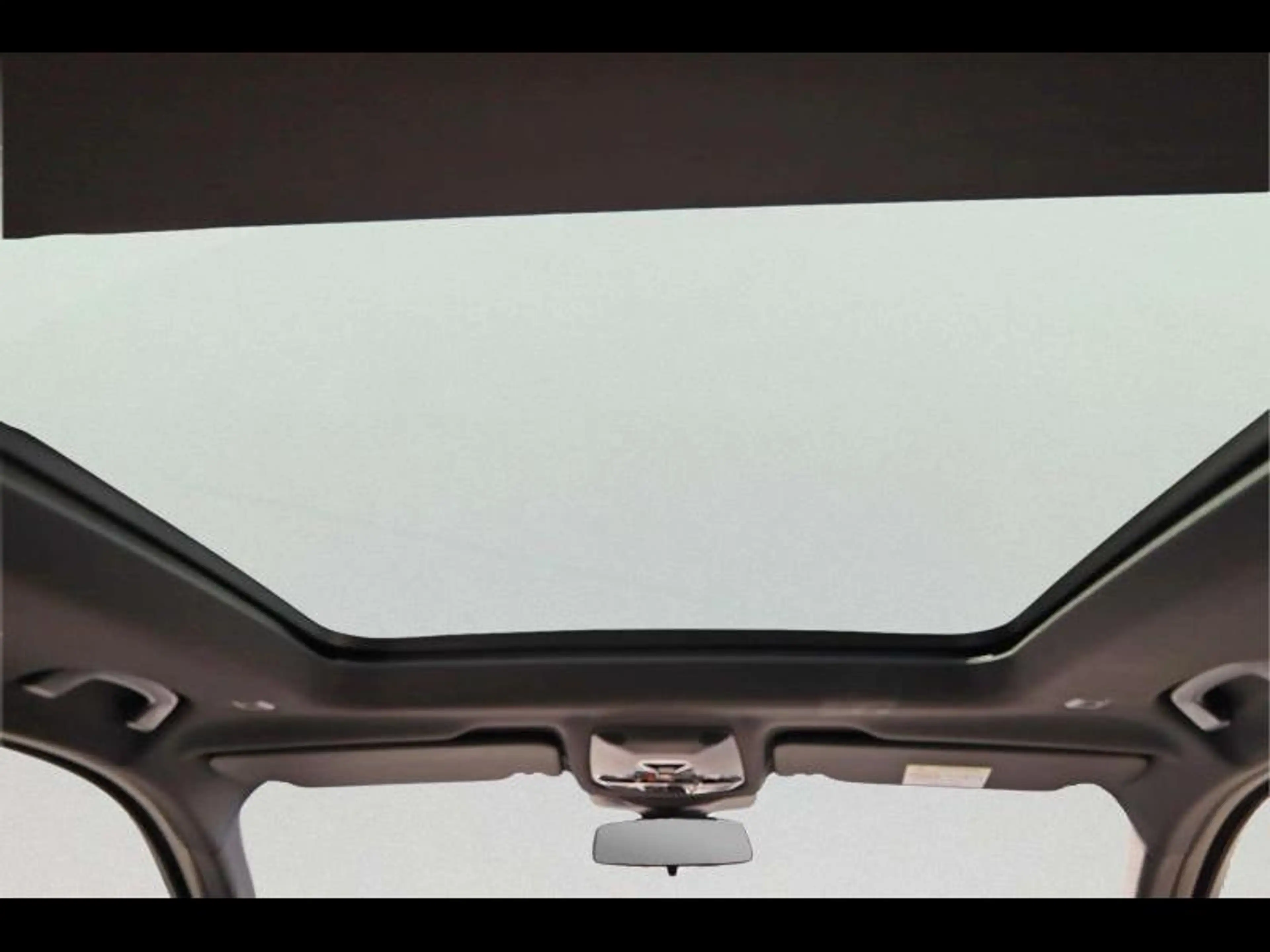 BMW iX2 eDrive20 Kit M Sport — photo 15