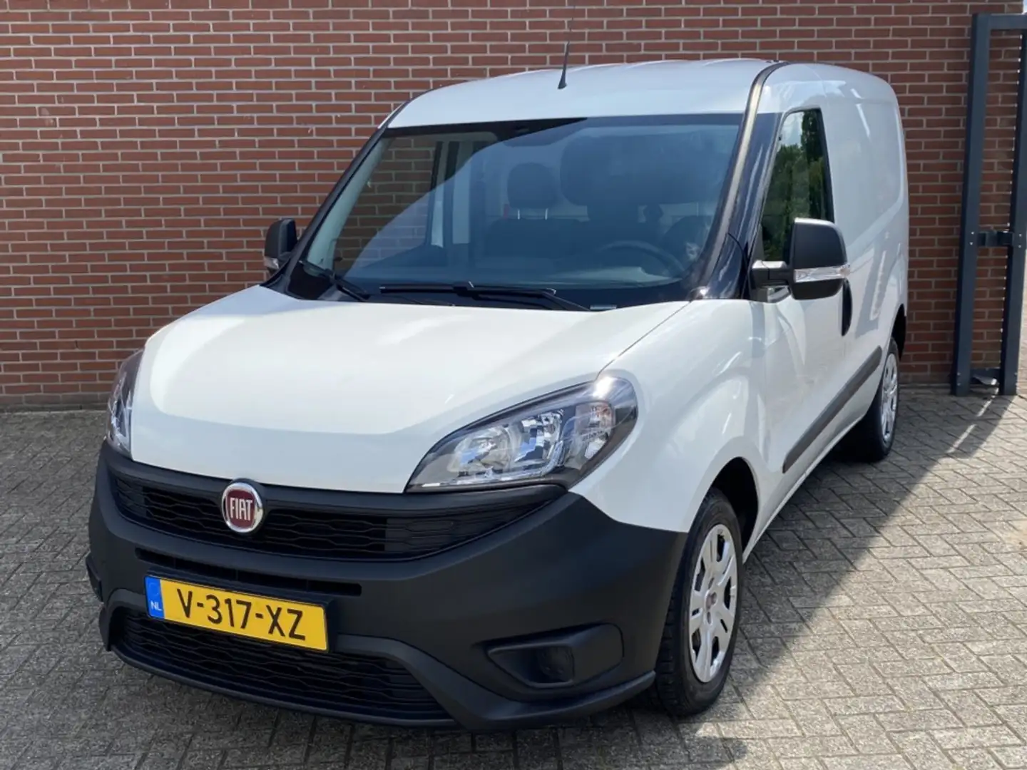 Fiat Doblo 1.6 105pk MJ L1H1 Pro-Edition NAV TREK-H CRUISE 3- Wit - 2