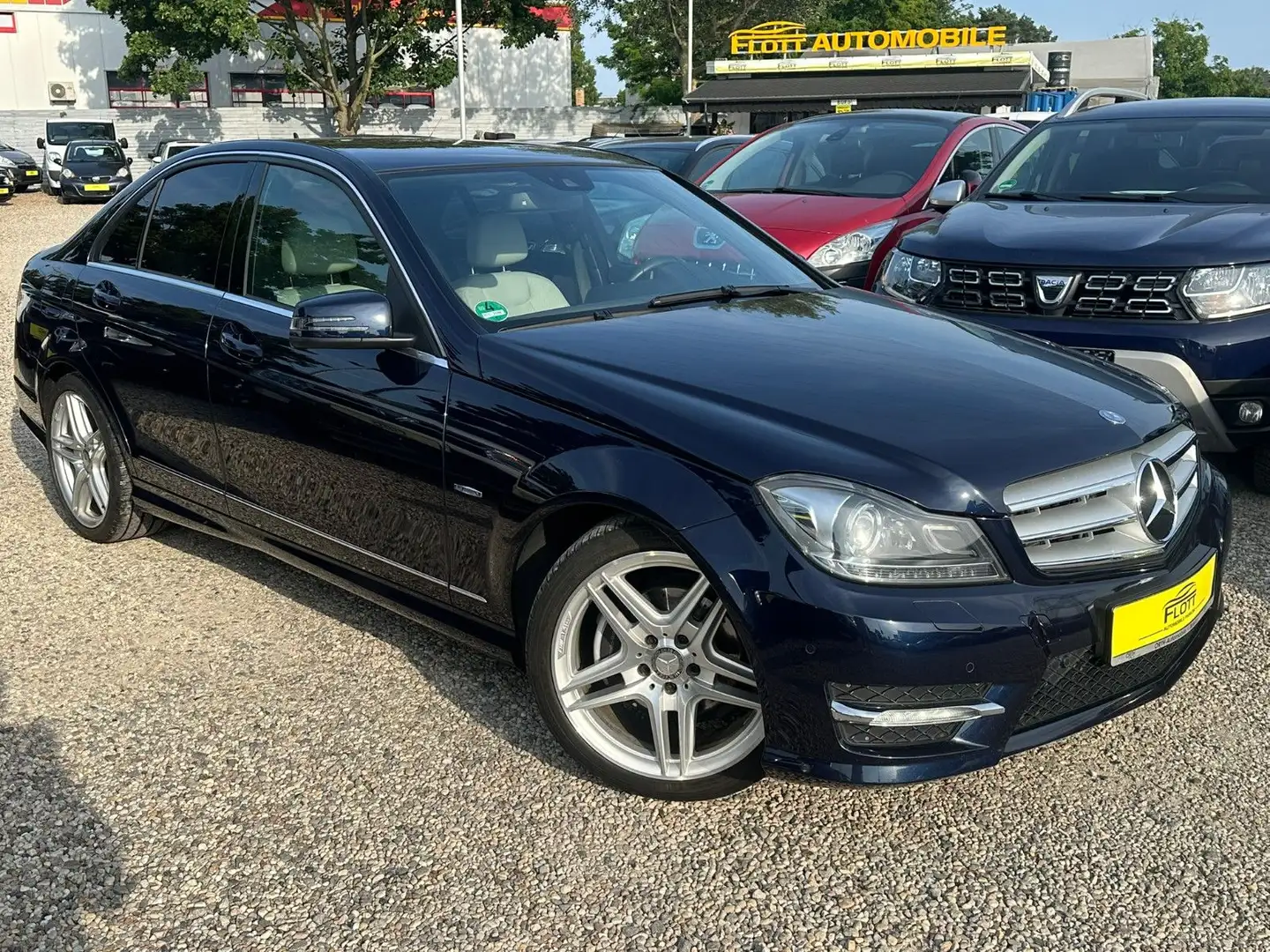 Mercedes-Benz C 250 CGI*AMG LINE*F1*NAVI*SITZH*TOP Blau - 1
