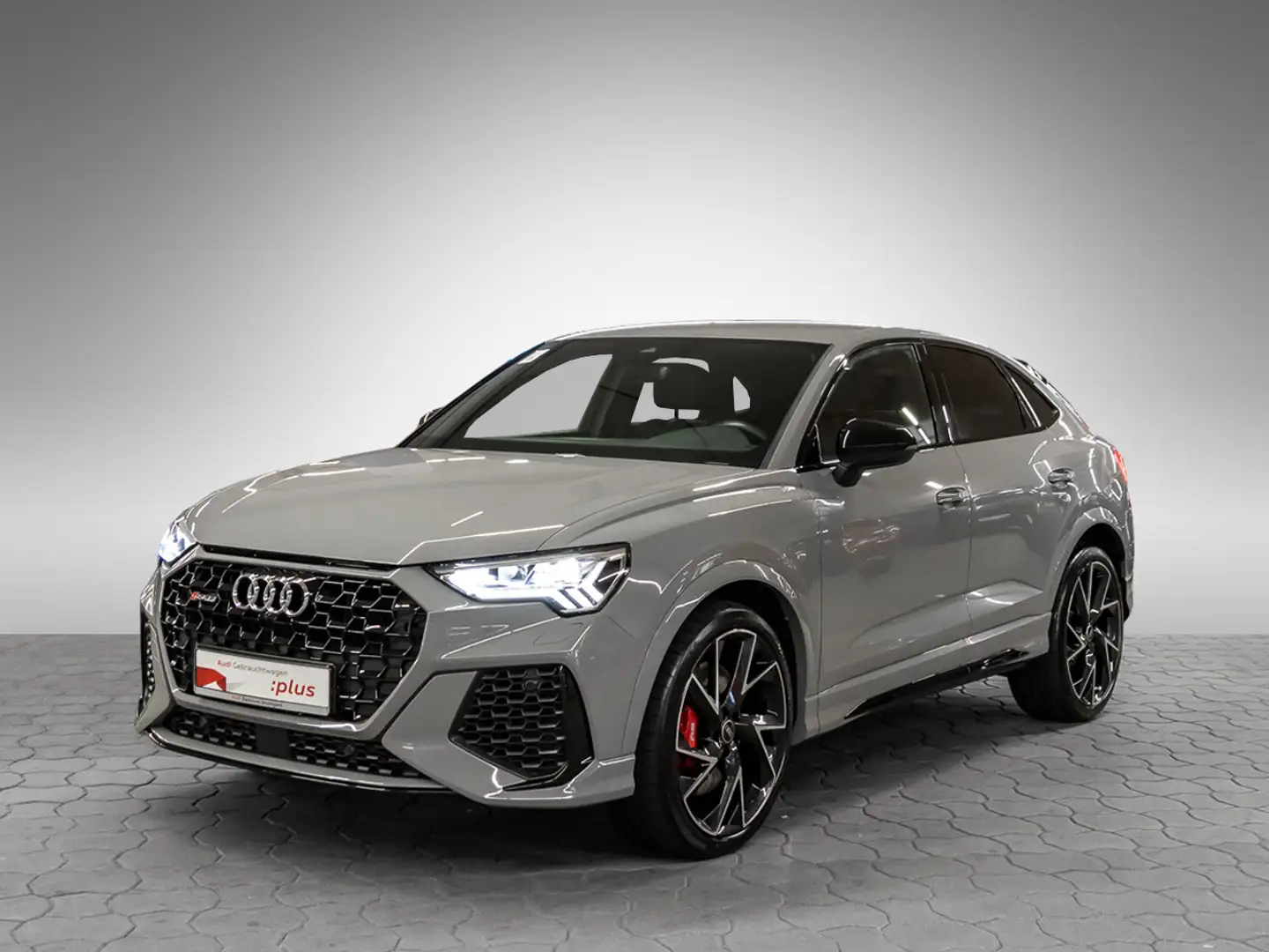 Audi RS Q3 Sportback 2.5 TFSI quattro LED Navi VC AHK Grau - 2