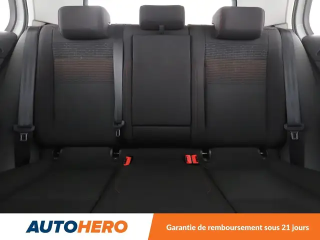 Volkswagen Golf view 15