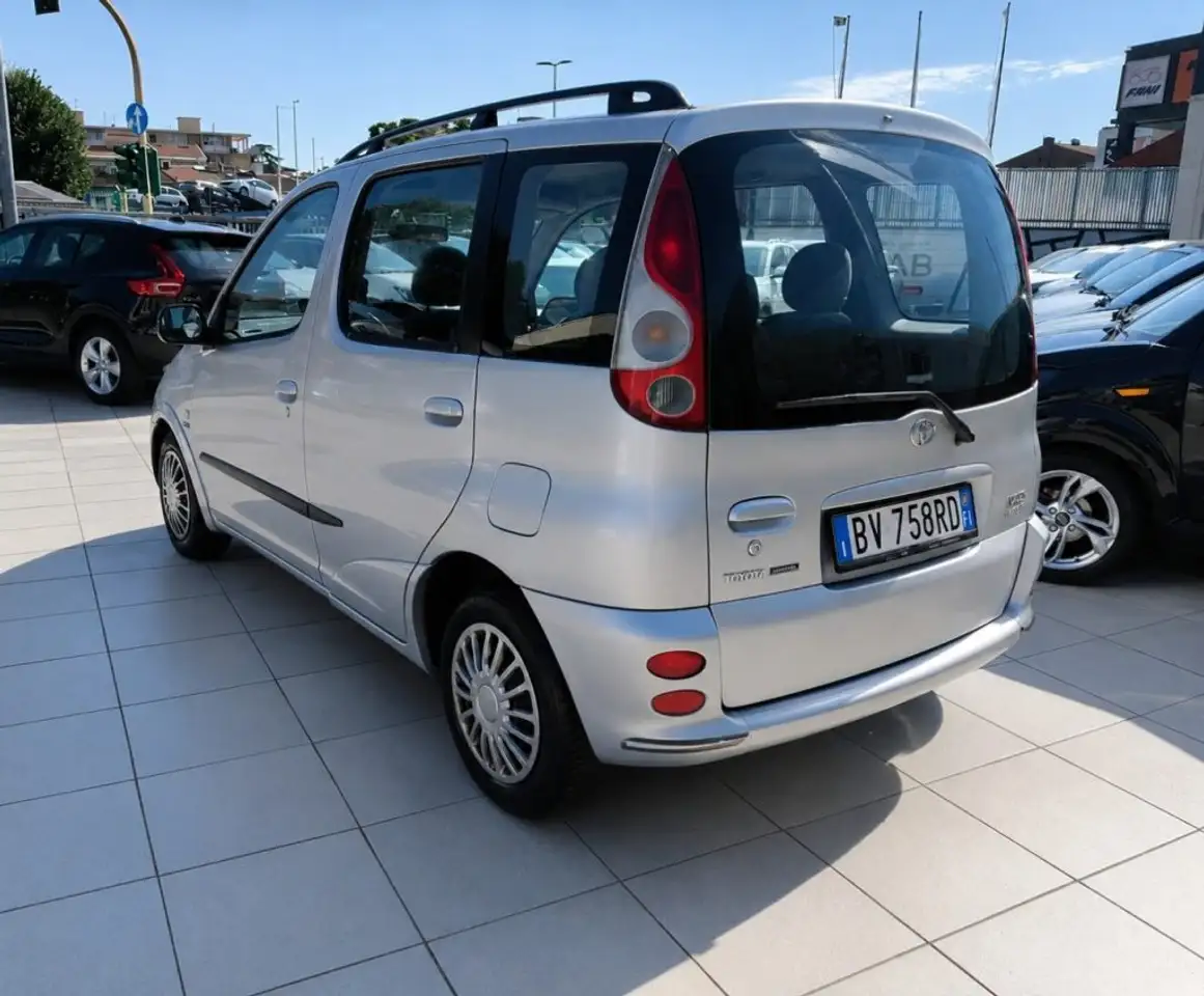 Toyota Yaris Verso 1.3i 16V Ok Neopatentati, foto 7