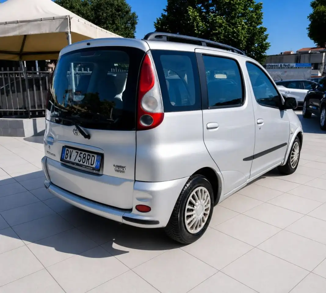 Toyota Yaris Verso 1.3i 16V Ok Neopatentati, foto 4