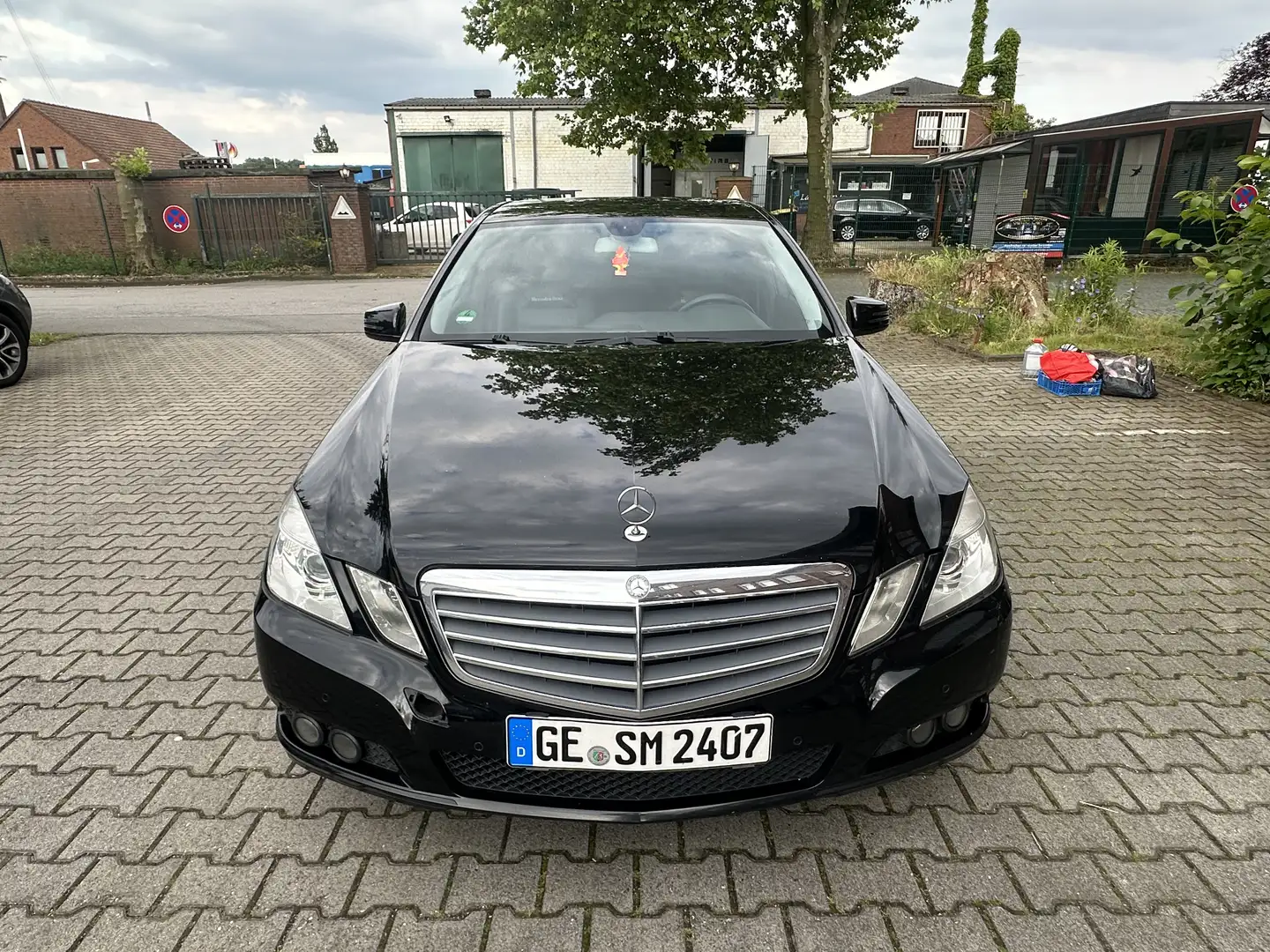 Mercedes-Benz E 200 CDI DPF BlueEFFICIENCY Automatik - 1