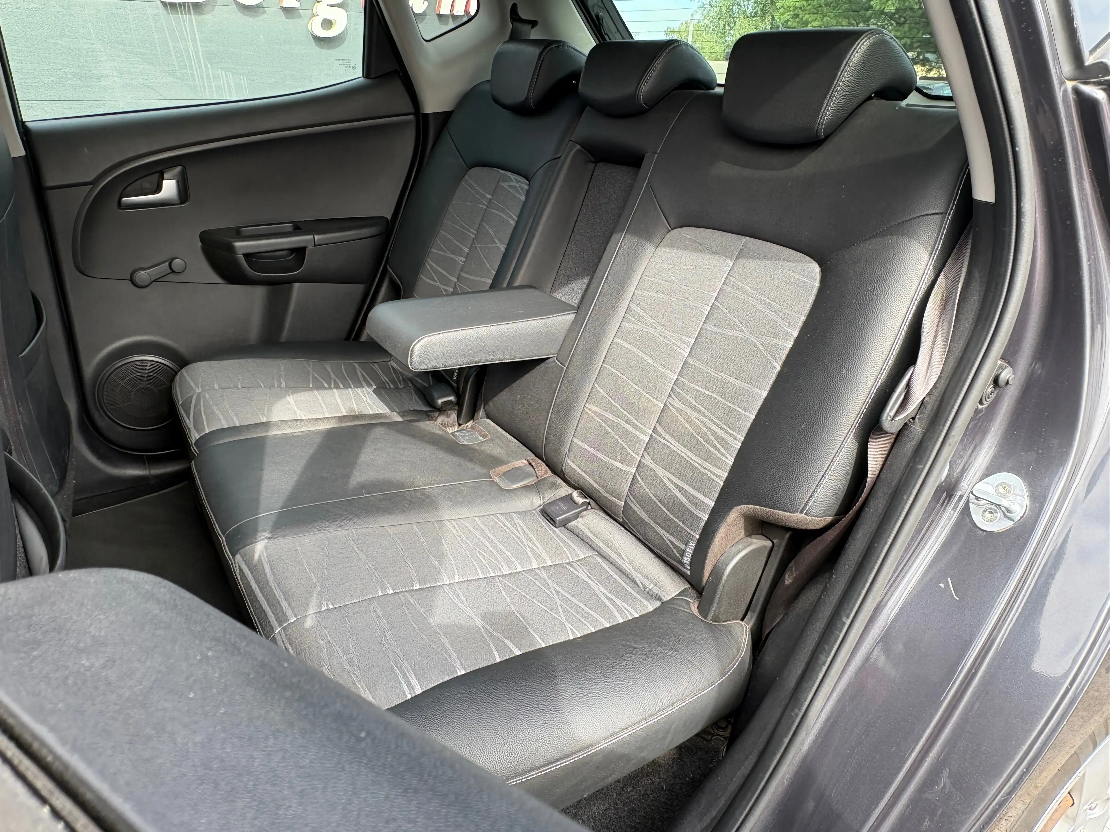 Kia Venga Venga 1.6i Sense/AUTOMATIQUE/GARANTIE/CLIMATISATION/CARNETCOMPLET — photo 9