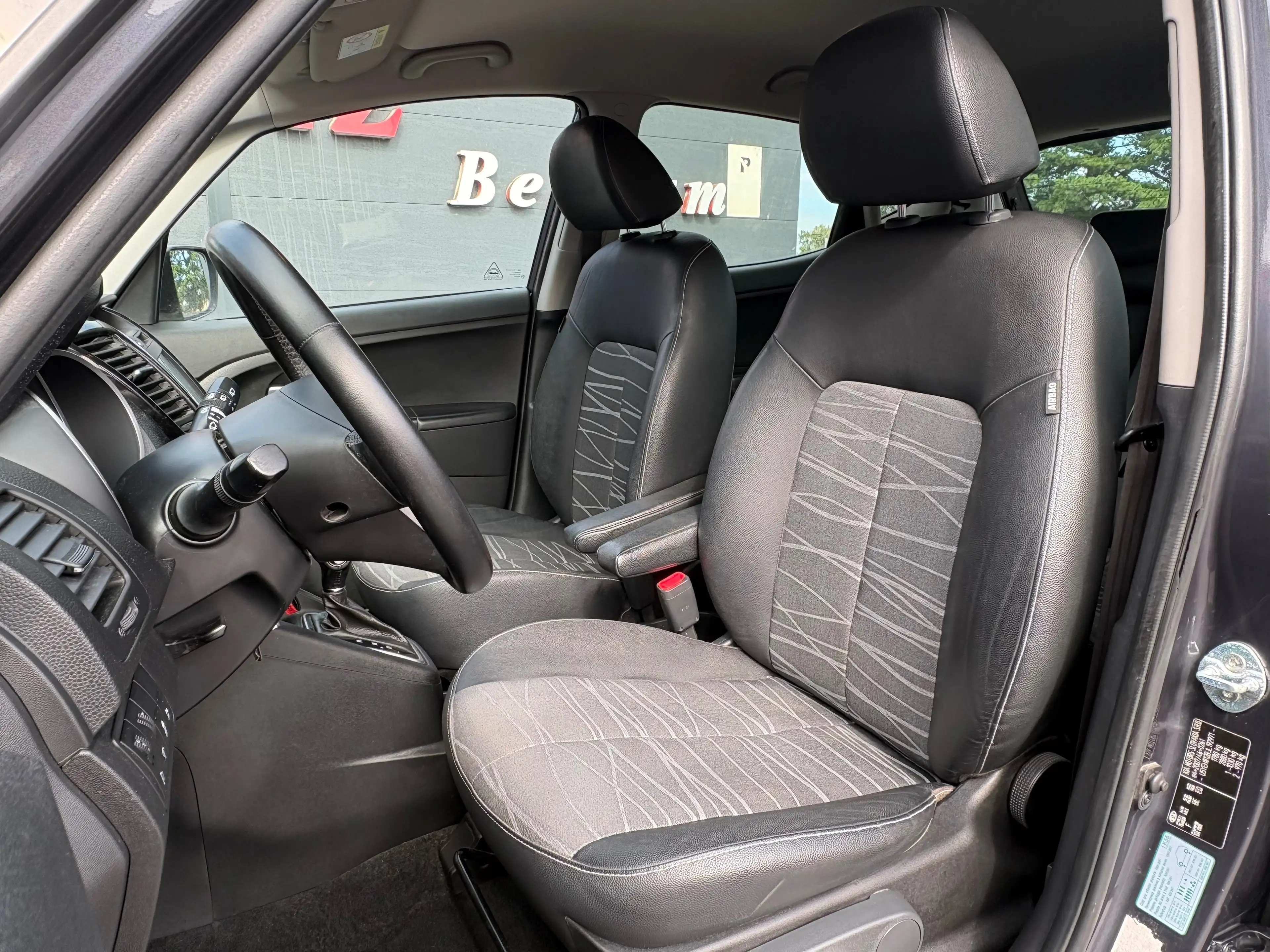 Kia Venga Venga 1.6i Sense/AUTOMATIQUE/GARANTIE/CLIMATISATION/CARNETCOMPLET — photo 8