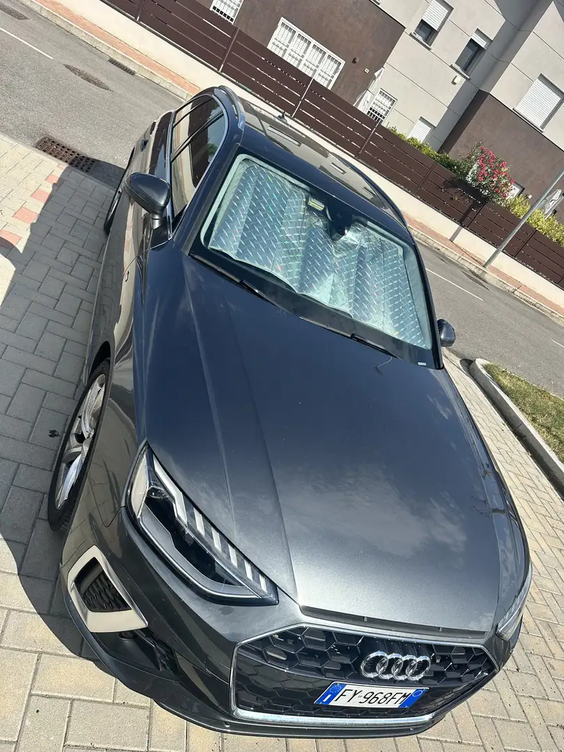 Audi A4 Avant 35 tfsi s tronic s line - 1