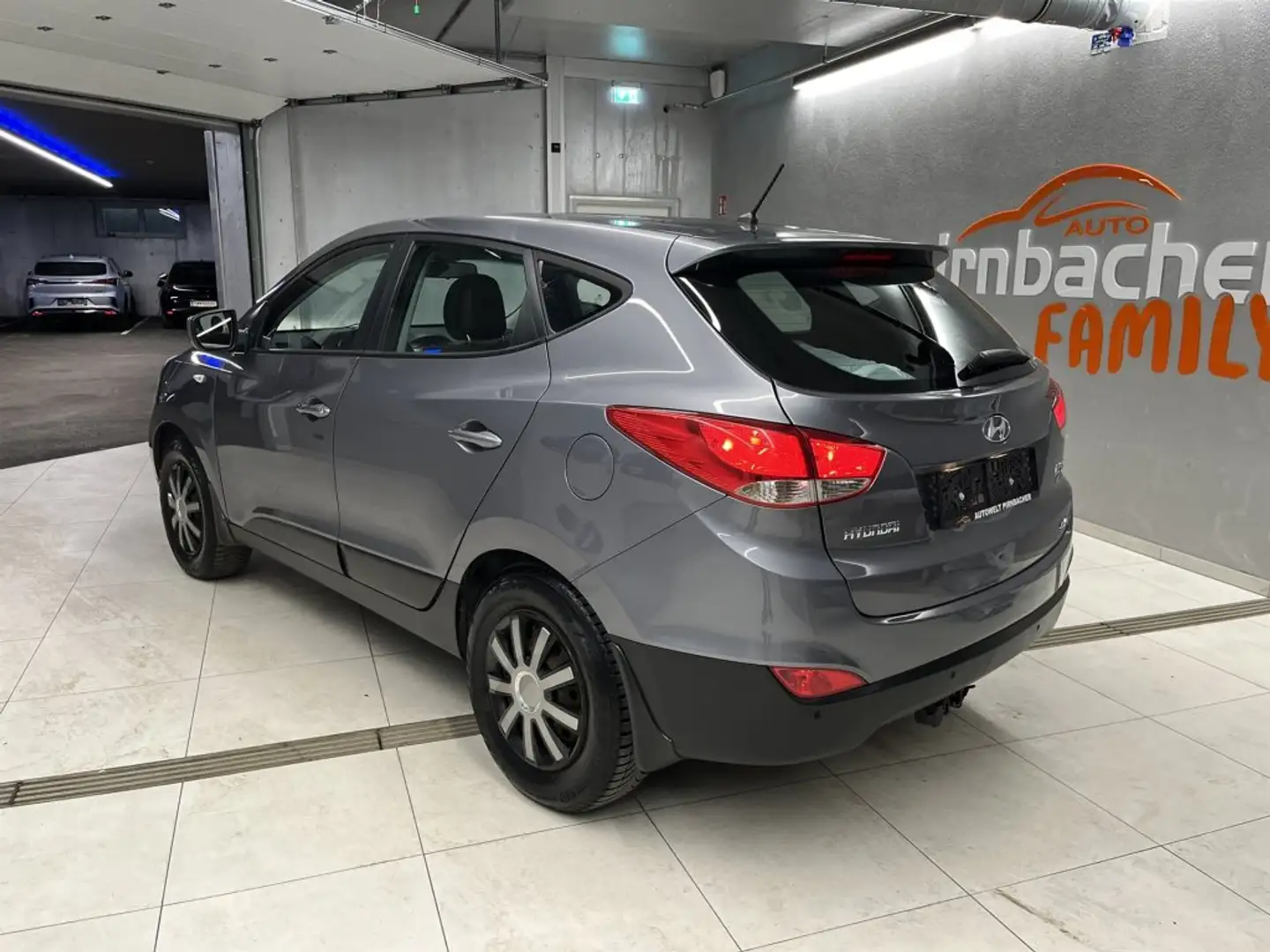 Hyundai iX35 2,0 Allrad CRDi Limited Edition Серый - 2