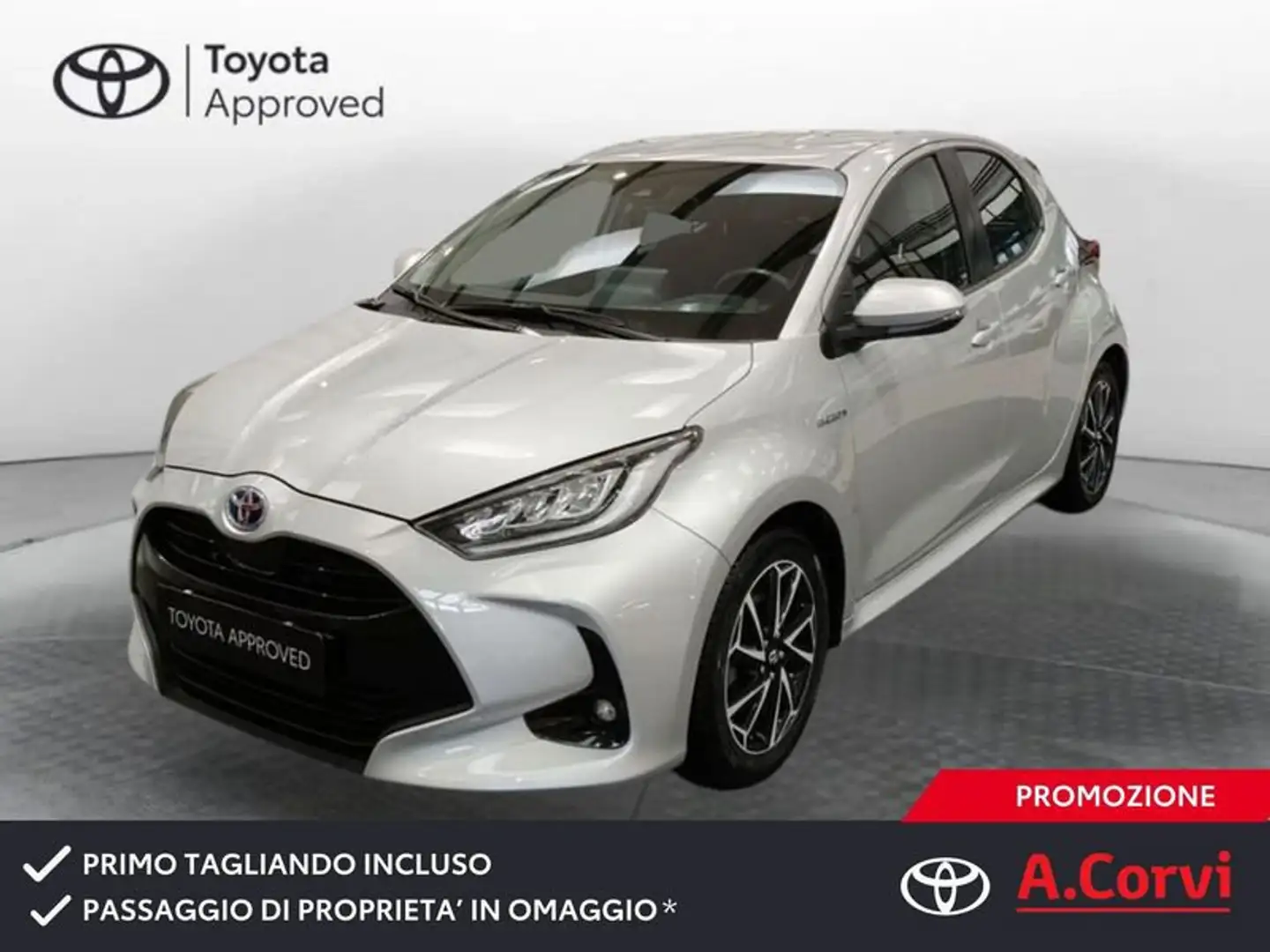 Toyota Yaris 1.5 Hybrid 5 porte Trend Argento - 1