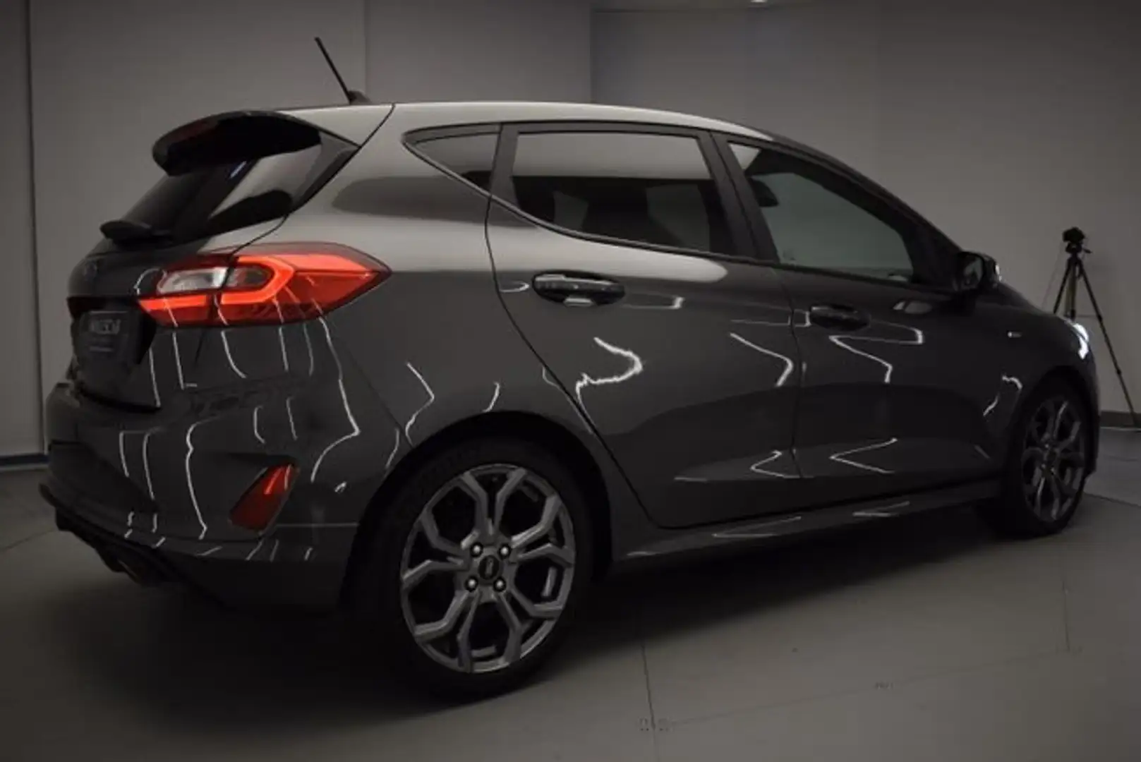 Ford Fiesta 1.0 EcoBoost S/S Trend 95 Gris - 2