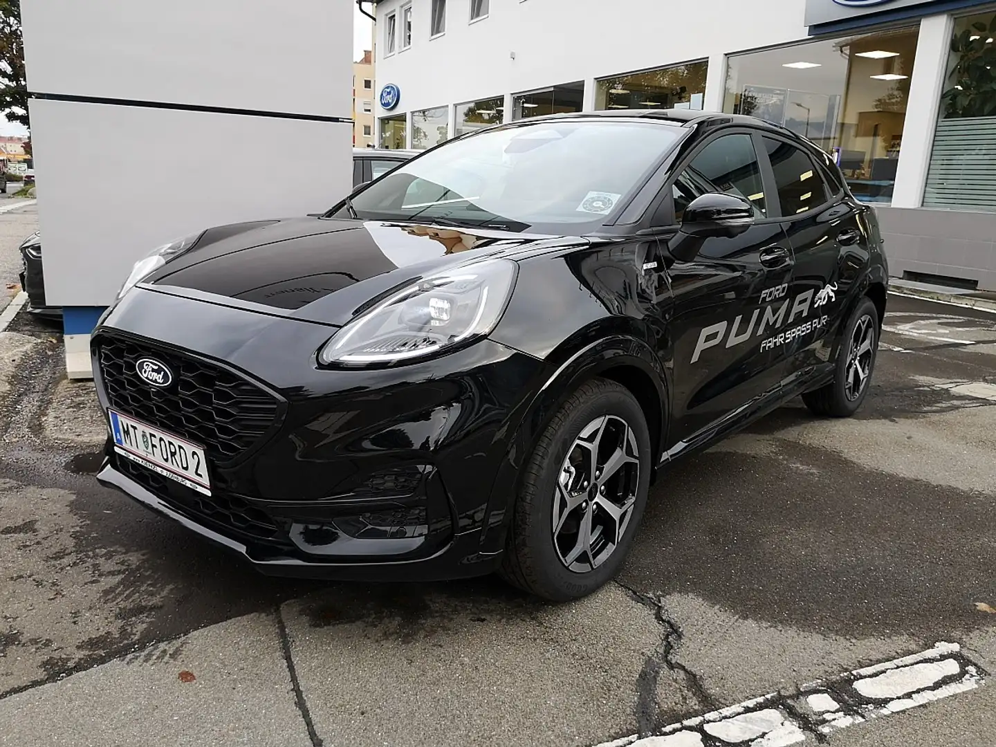 Ford Puma 1,0 EcoBoost Hybrid ST-Line Aut. Schwarz - 1