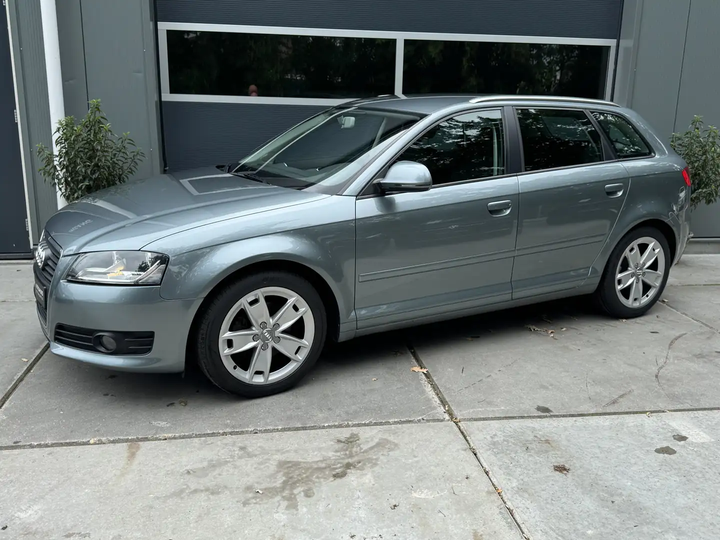 Audi A3 Sportback 1.4 TFSI 125pk H6 Ambition Pro Line Clim Gris - 2