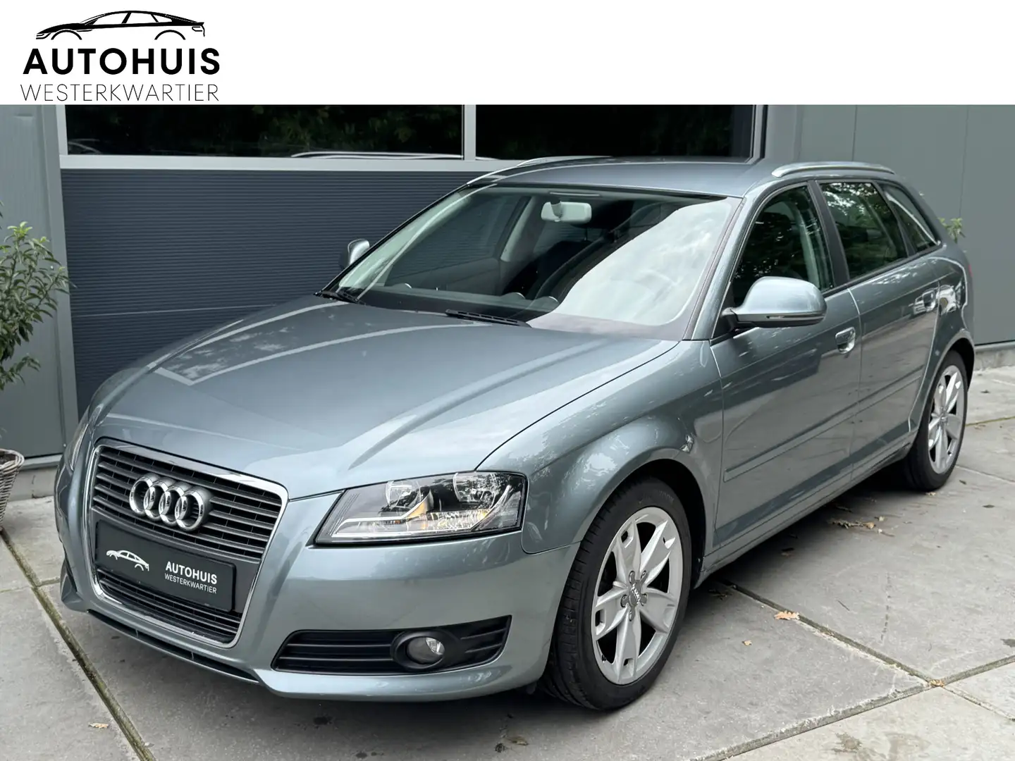 Audi A3 Sportback 1.4 TFSI 125pk H6 Ambition Pro Line Clim Gris - 1