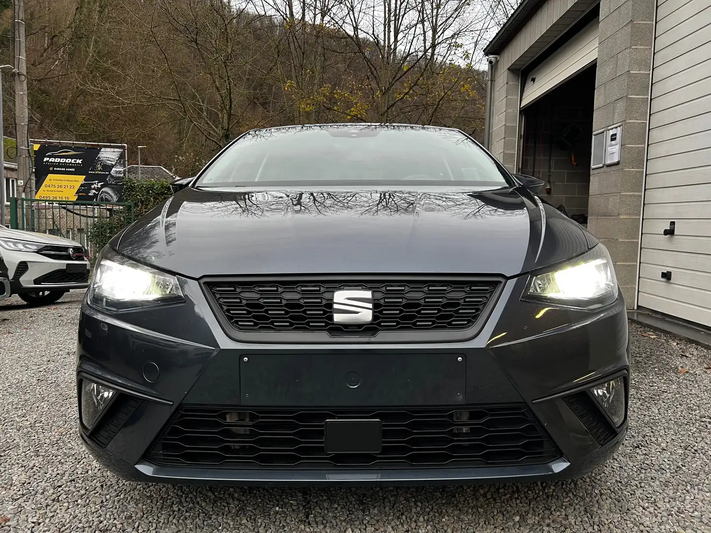 SEAT Ibiza Ibiza 1.0 TSI Style DSG - GARANTIE - TVAC Gris - 1