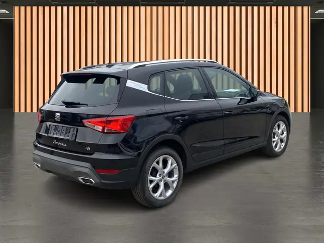 Seat Arona view 5