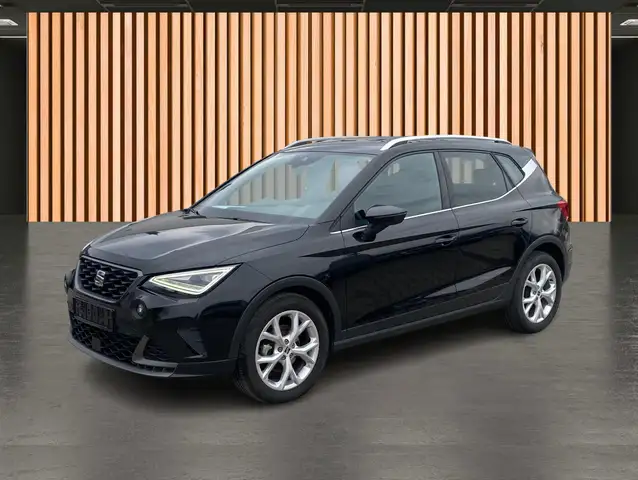 Seat Arona view 2