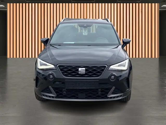 Seat Arona view 3