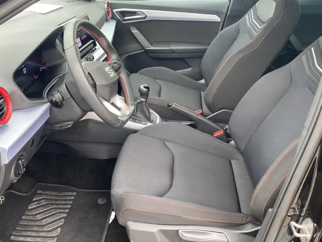 Seat Arona view 10