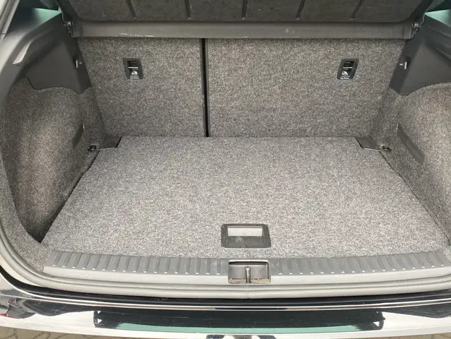 Seat Arona view 12
