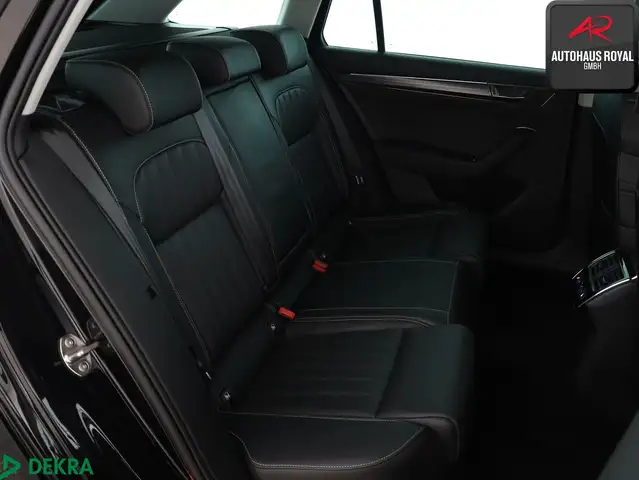 Skoda Superb view 13