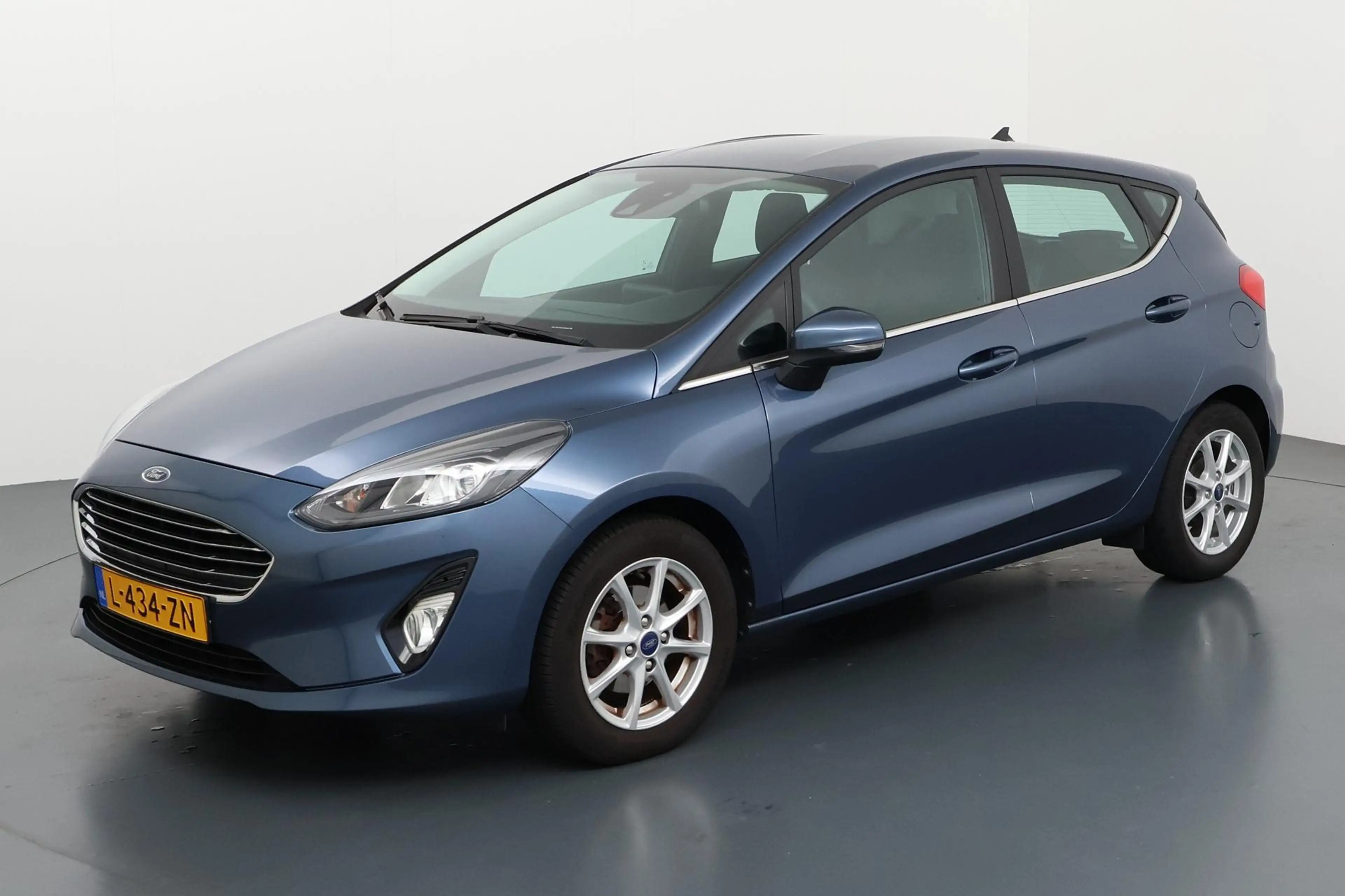 Ford Fiesta 1.0 EcoBoost Hybrid Titanium X Comfort en techniek — photo 3