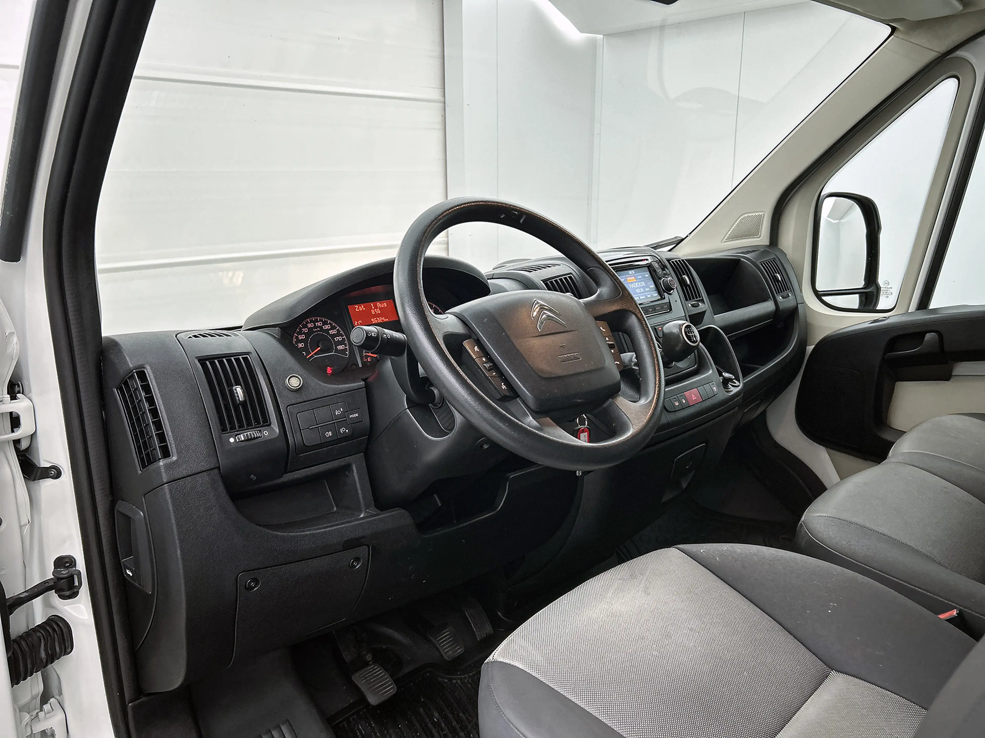 Citroen Jumper 30 2.0 HDi 111PK / Dub.Cab. 7Pers. / EURO6 / Trekh — photo 9