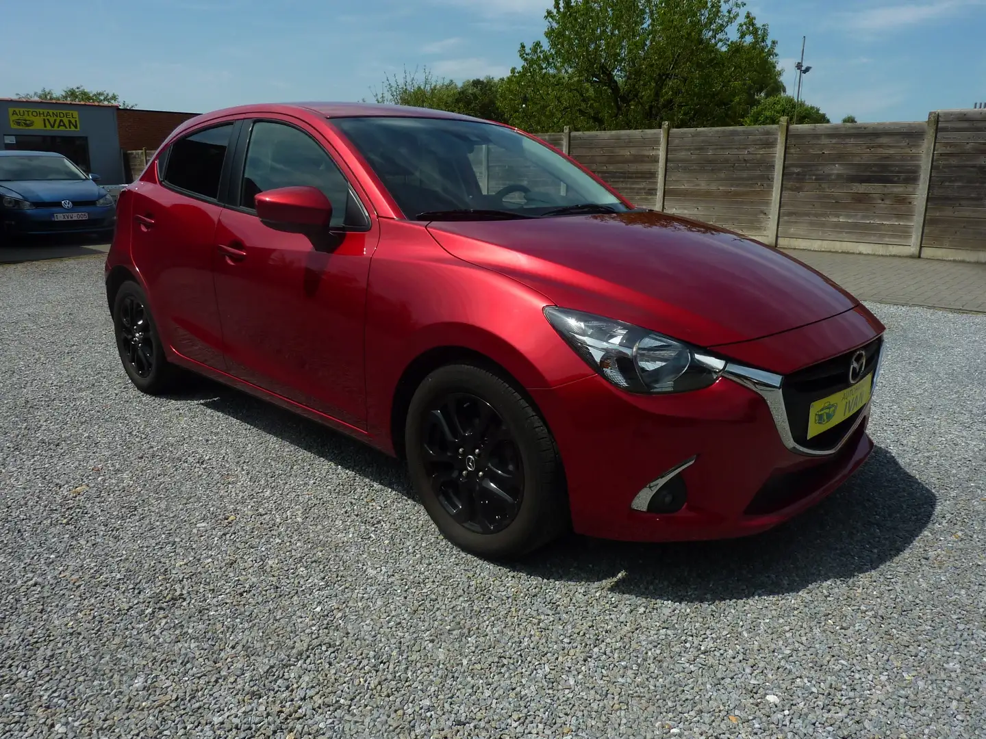 Mazda 2 1.5i (EU6d-TEMP) Rood - 1