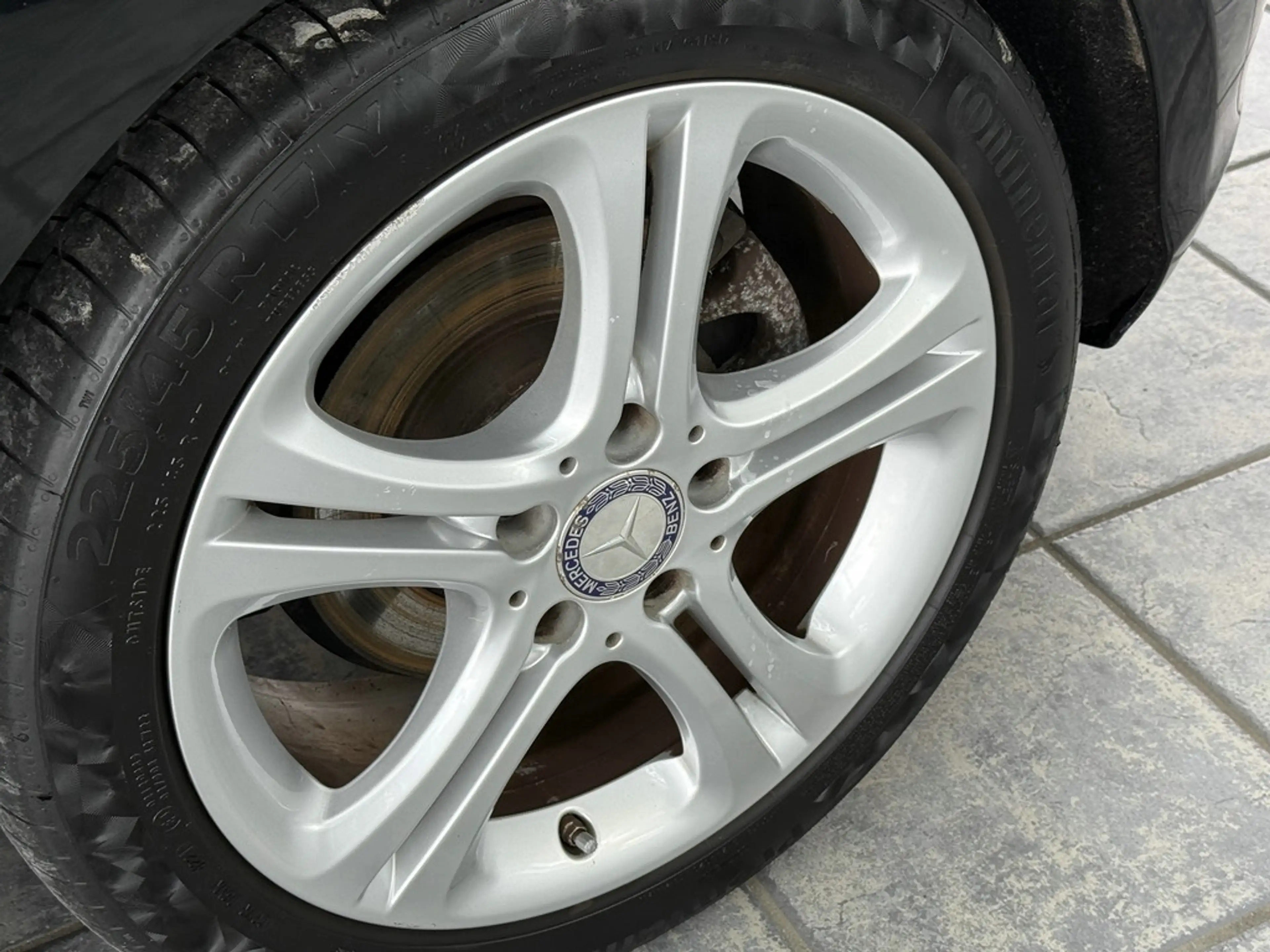 Mercedes-Benz A 200 CGI BE Urban, Pano, Leder, Kamera, Navi — photo 5