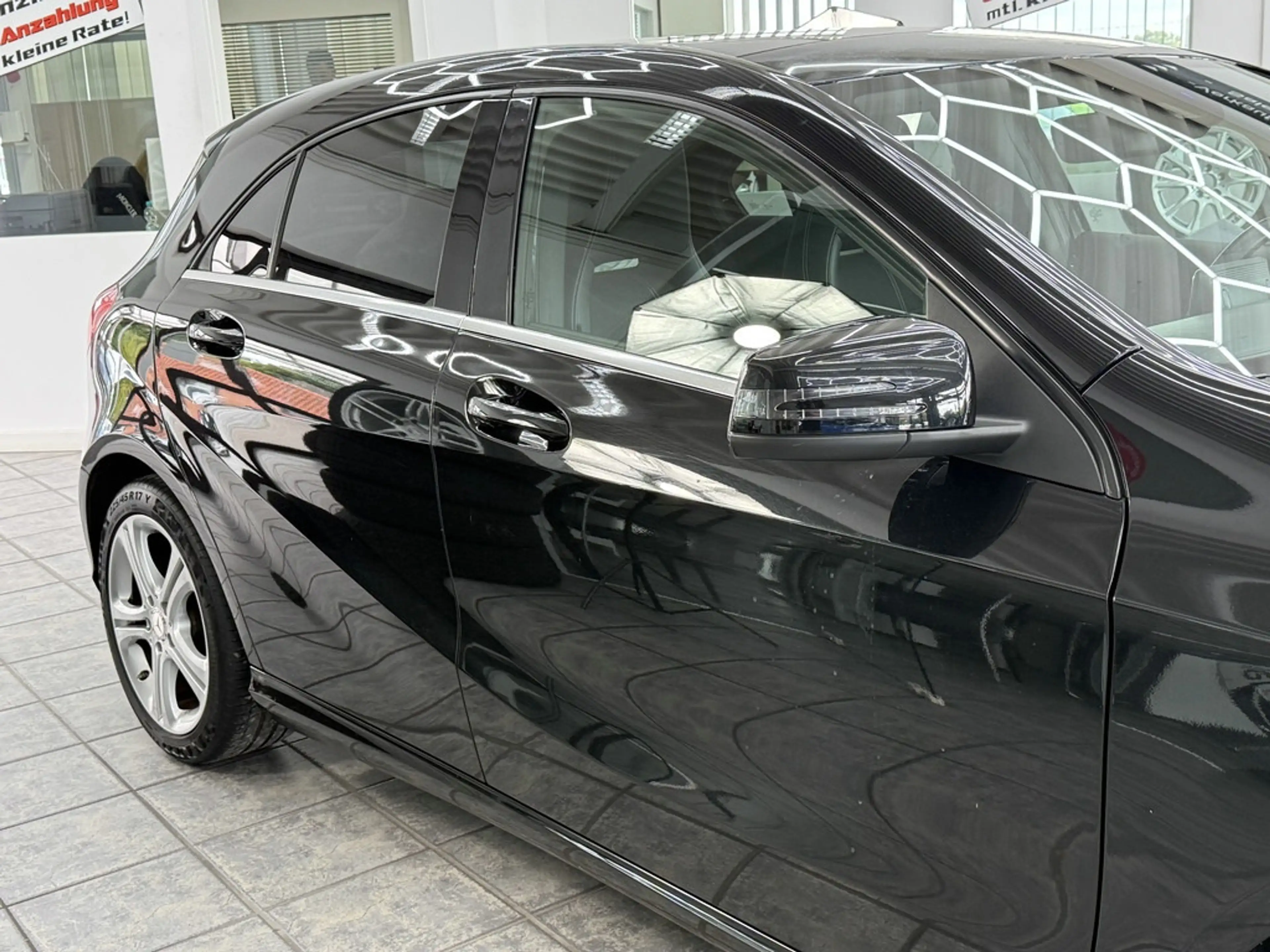 Mercedes-Benz A 200 CGI BE Urban, Pano, Leder, Kamera, Navi — photo 10