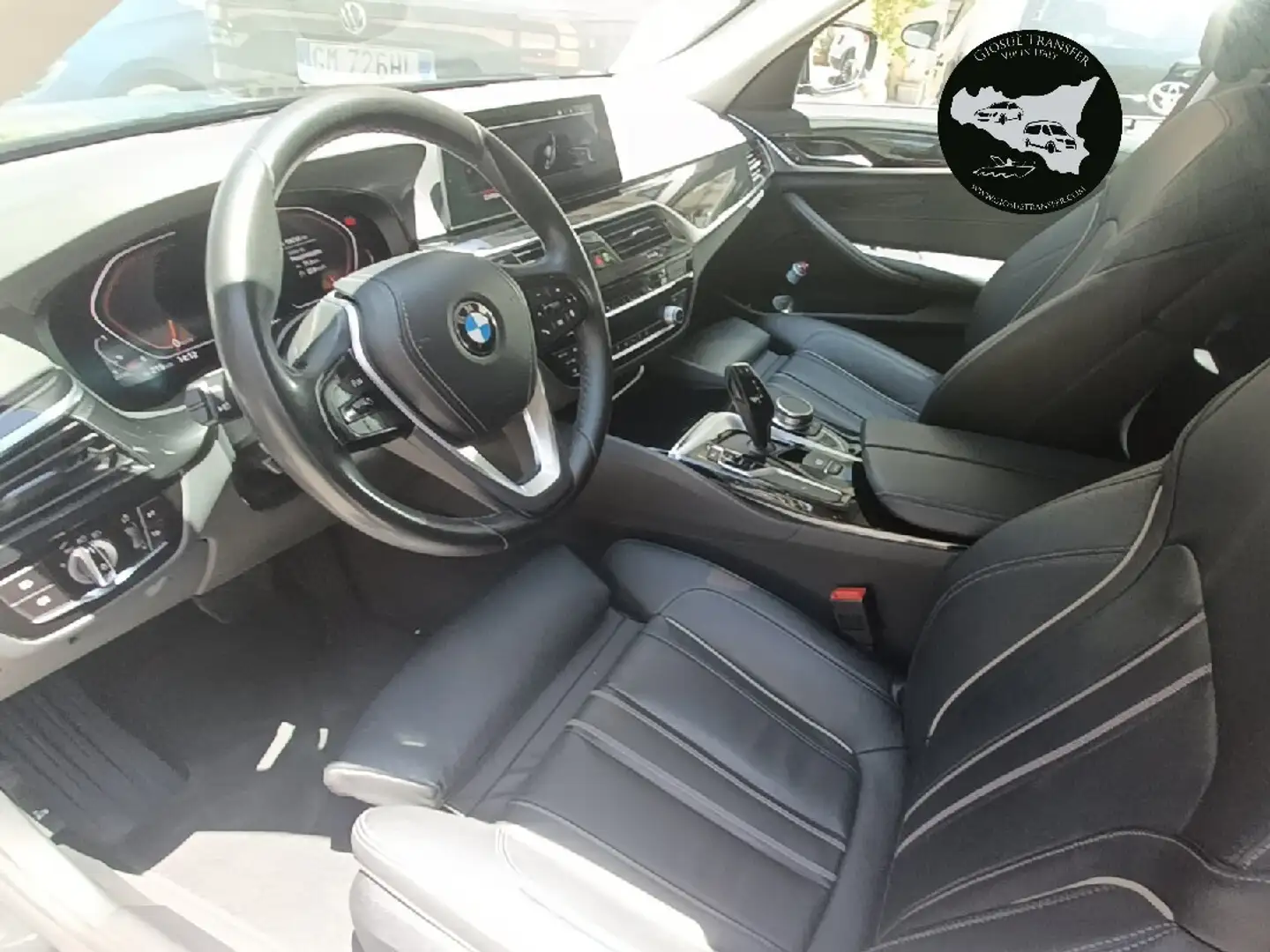 BMW 520 520d mhev 48V Luxury auto - 1