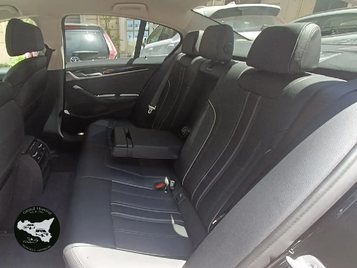 BMW 520 520d mhev 48V Luxury auto - 2