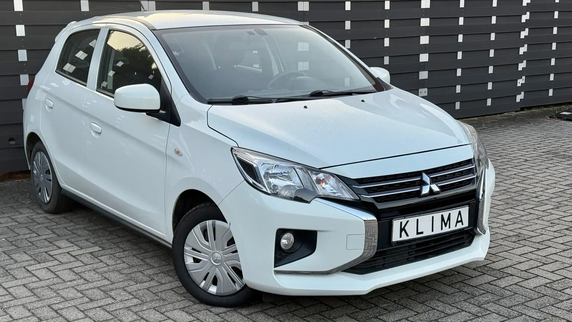 Mitsubishi Space Star Basis Weiß - 2