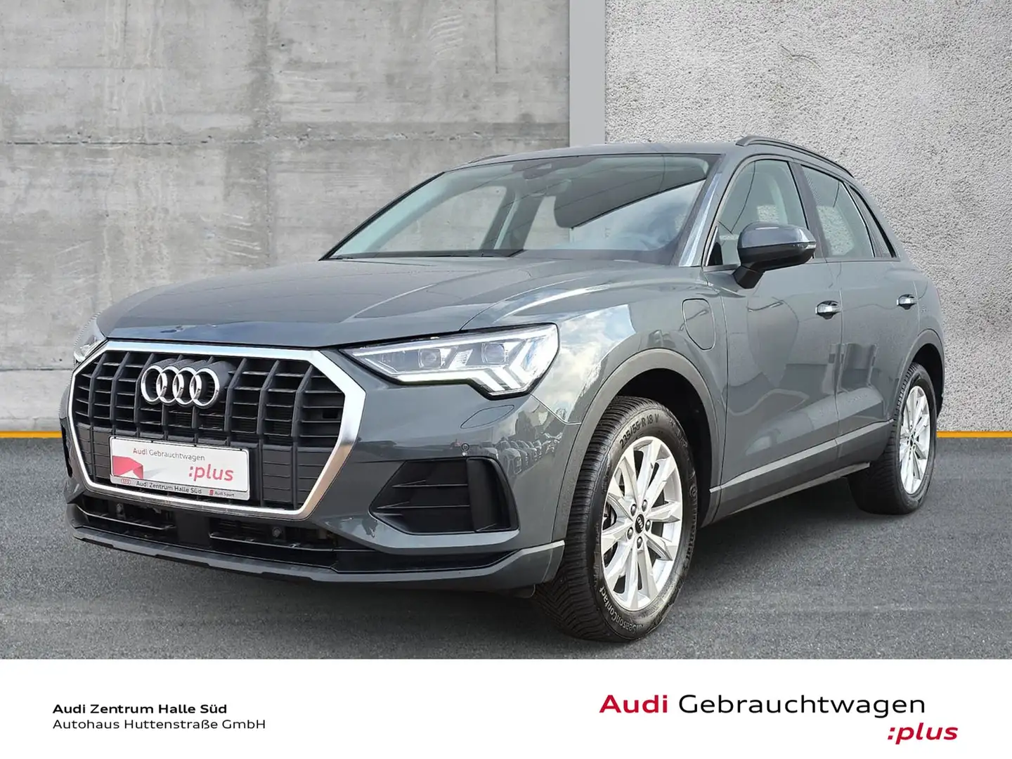 Audi Q3 45 TFSIe MATRIX VIRTUAL NAVI+ AHK Grau - 1