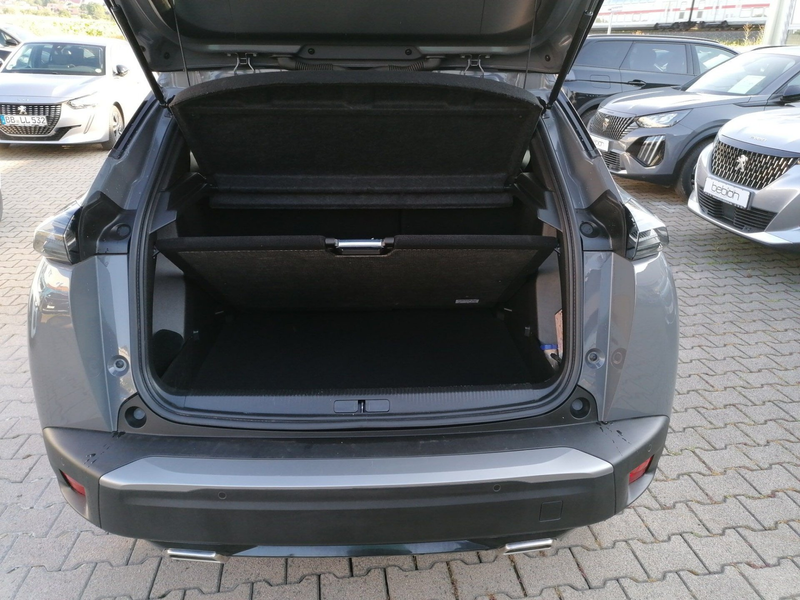 Peugeot 2008 1.2 PureTech 130 Allure LED PDC KlimaA AUT — photo 13
