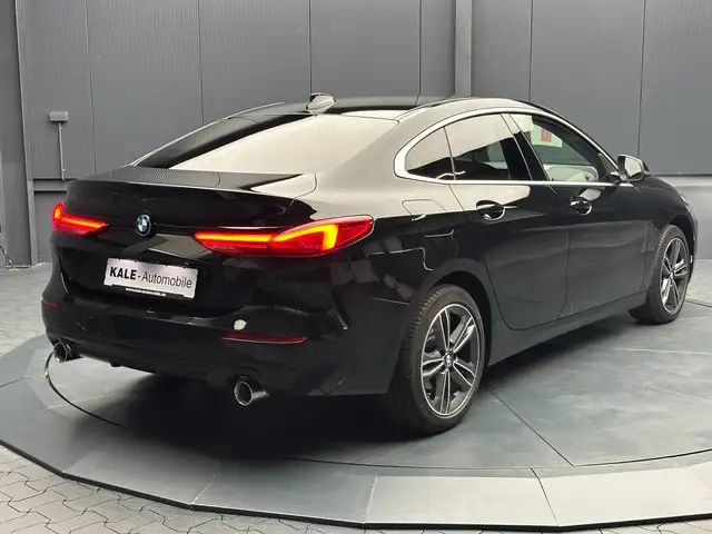 BMW 2 Series view 5