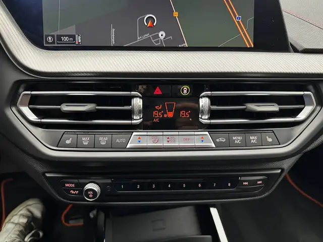 BMW 2 Series view 19