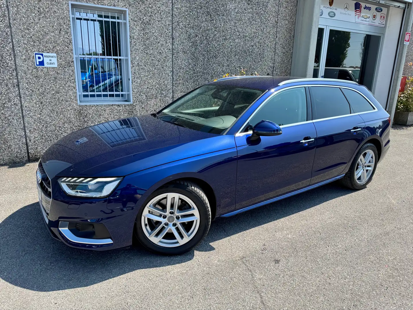 Audi A4 35 2.0 tfsi mhev Business Advanced 150cv s-tronic - 1