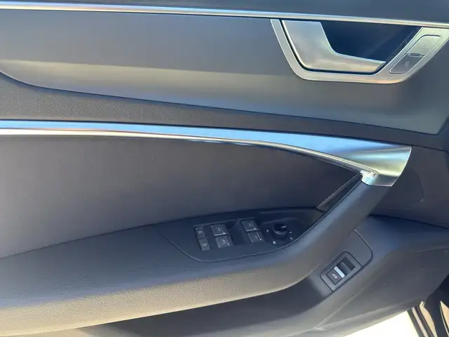 Audi A6 view 15