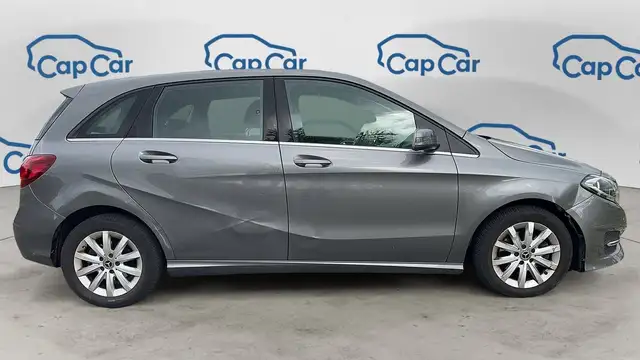 Mercedes-Benz A-Class view 4