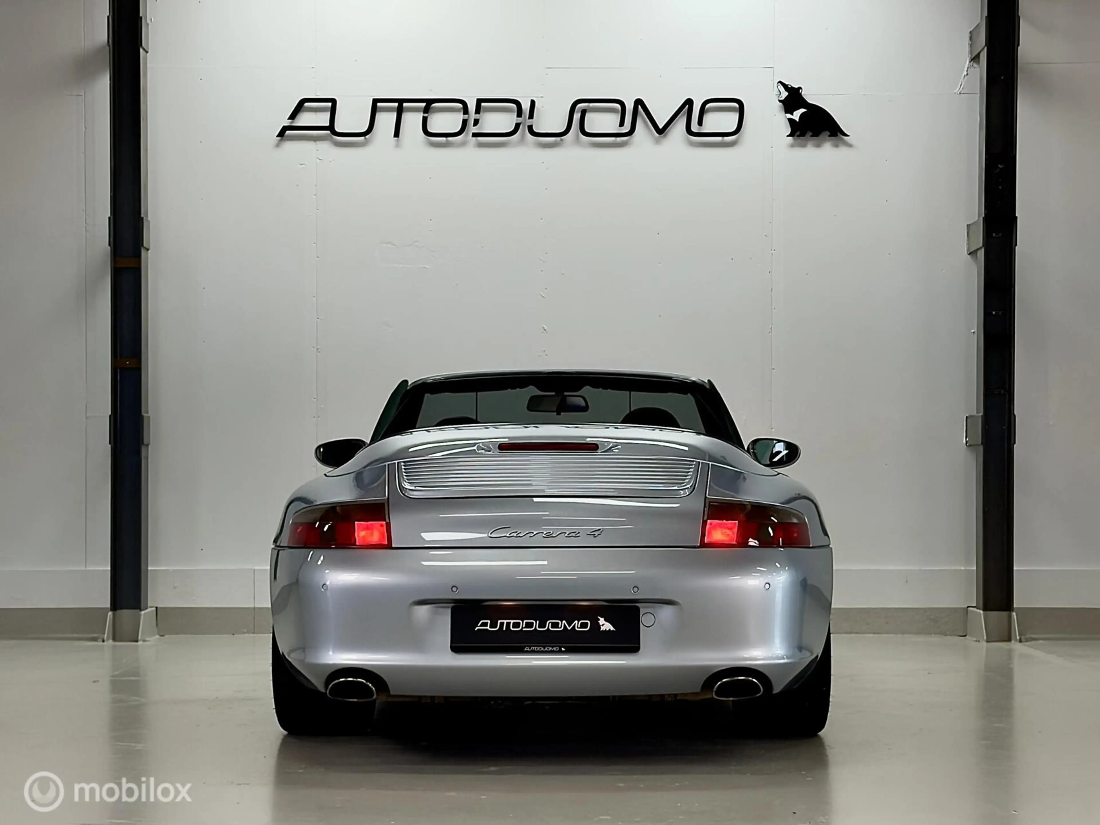 Porsche 996 Cabrio 3.6 Carrera 4 — photo 6